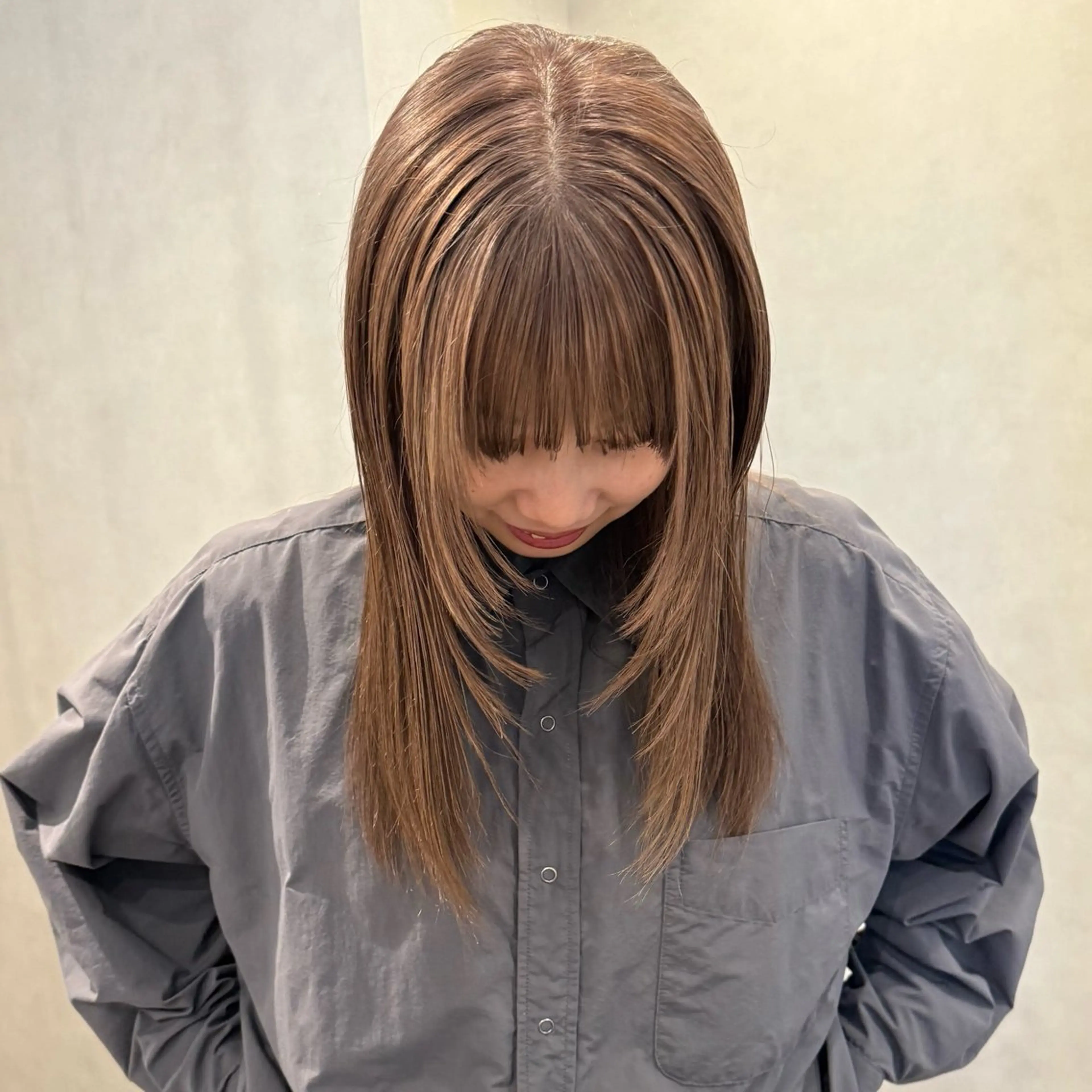 セミロング カラー ベージュカラー ブリーチ ヘアカラー Lita./ 大賀ひかり🧁🫧のヘアスタイル