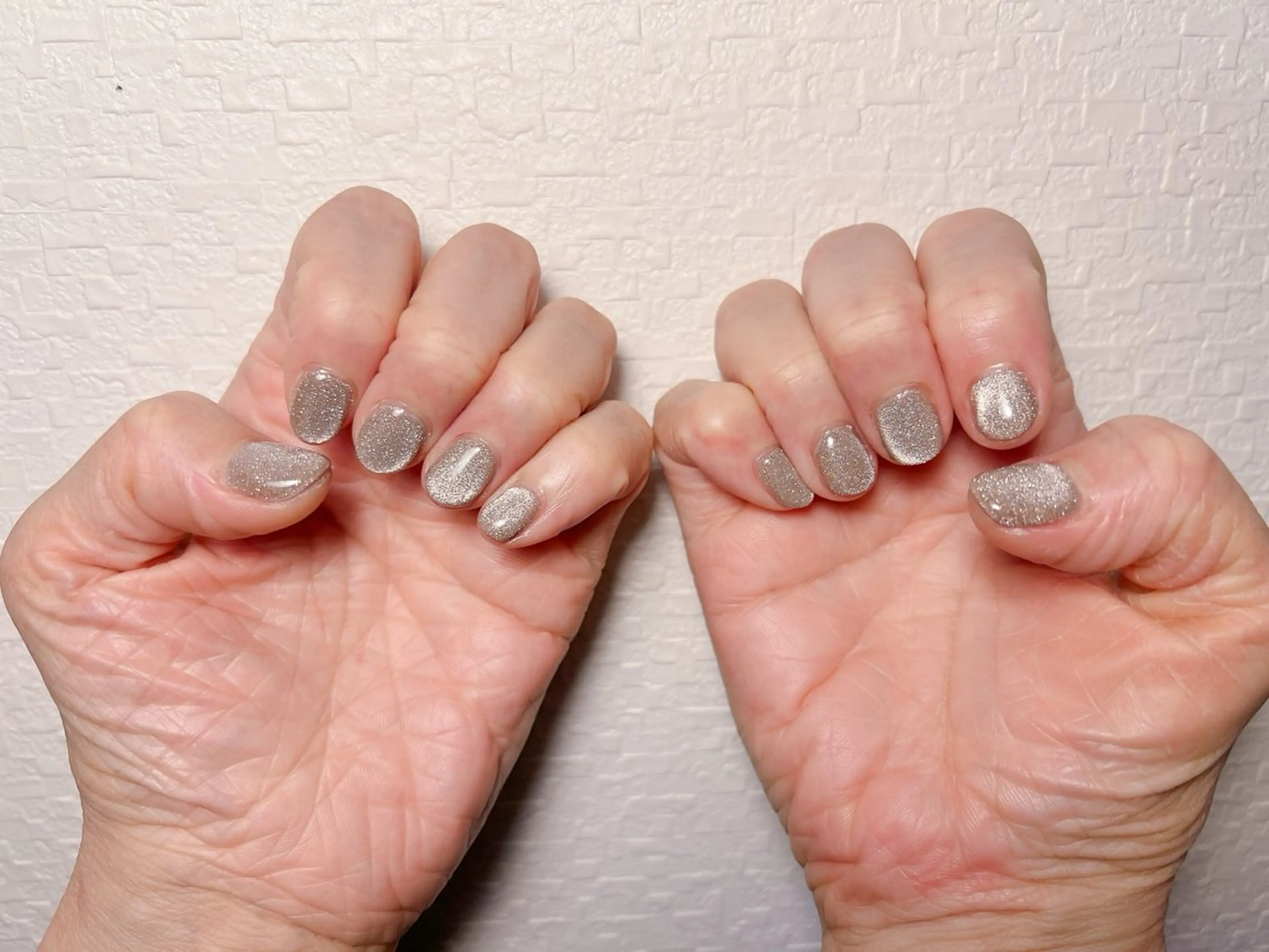 ネイル マグネットネイル ハンドネイル Emi lyのネイルデザイン