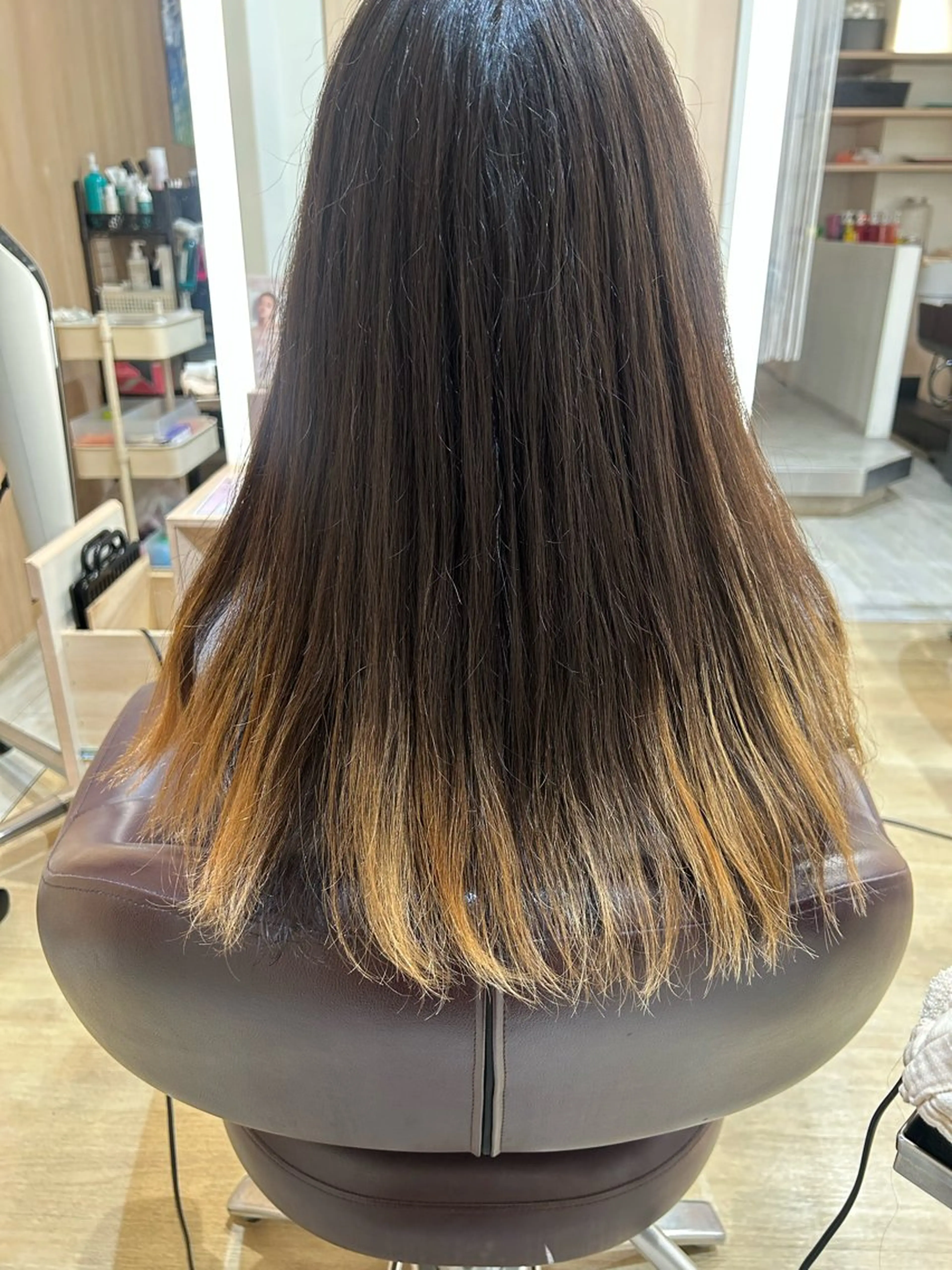 ロング パーマ カット パーマ 毛流れ 癖毛カット/ 英山明未のヘアスタイル