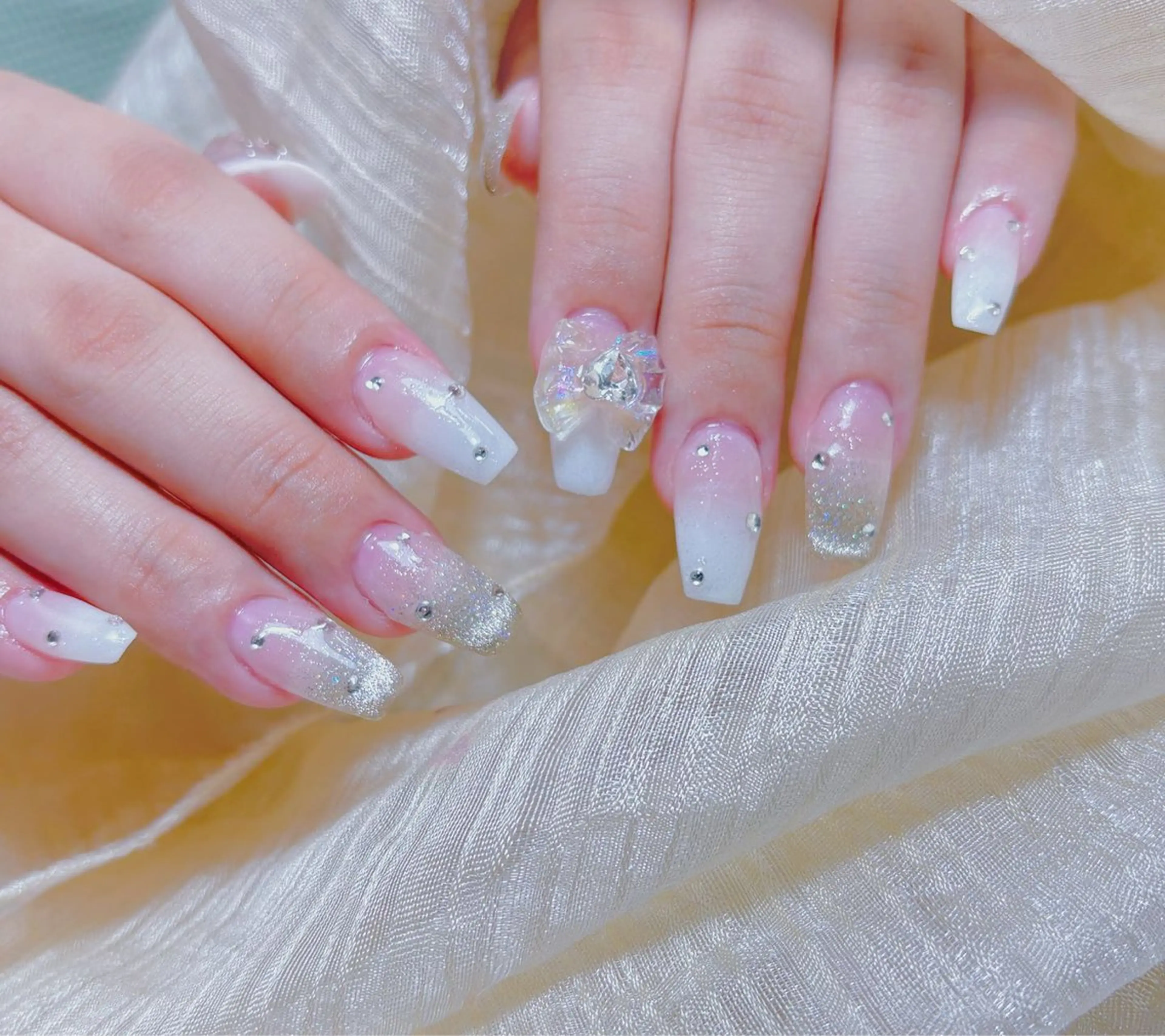 ネイル ネイルサロン エクラ 🌹【スカルプ専門】のネイルデザイン