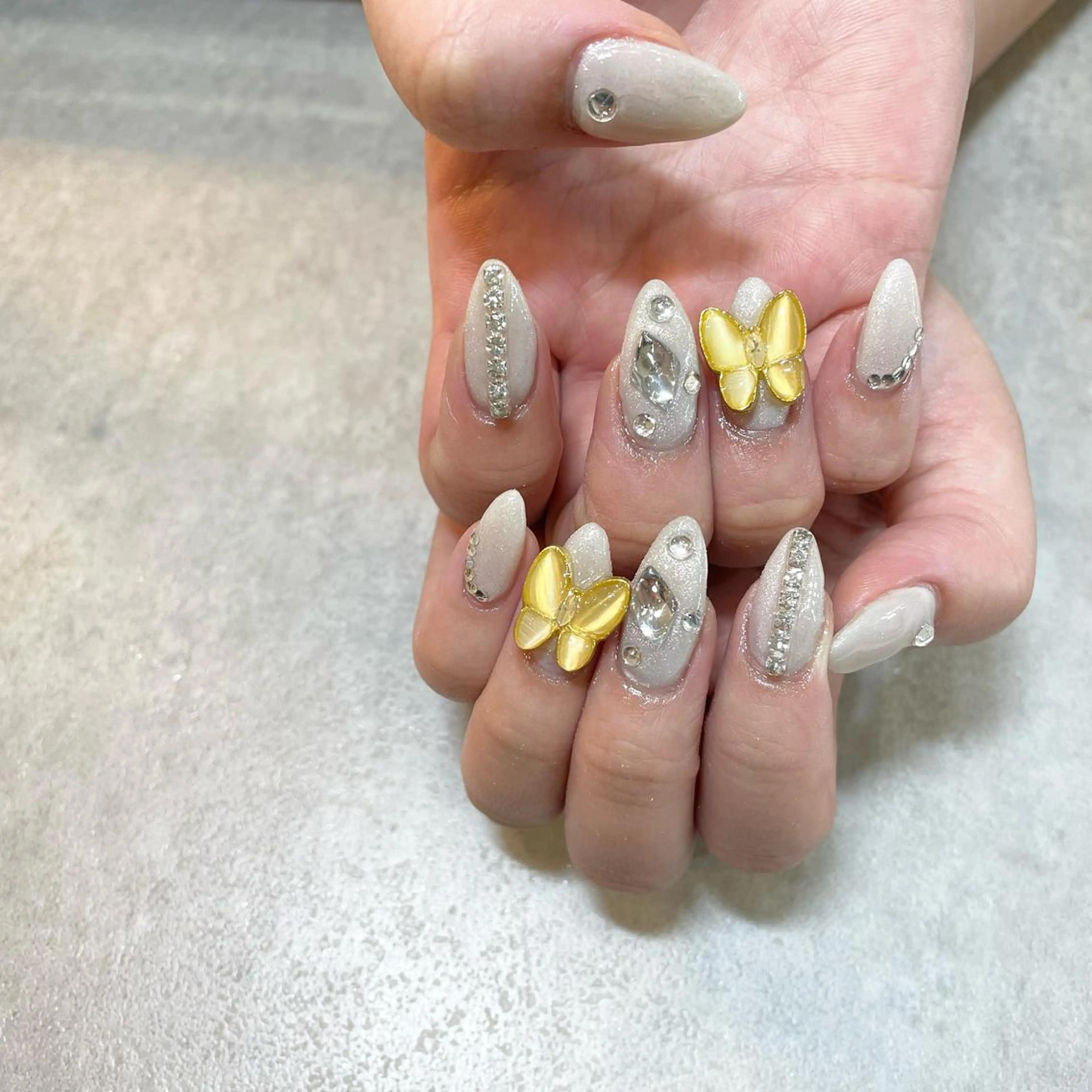 ネイル ブライダルネイル Nail Salon Gummi.のネイルデザイン