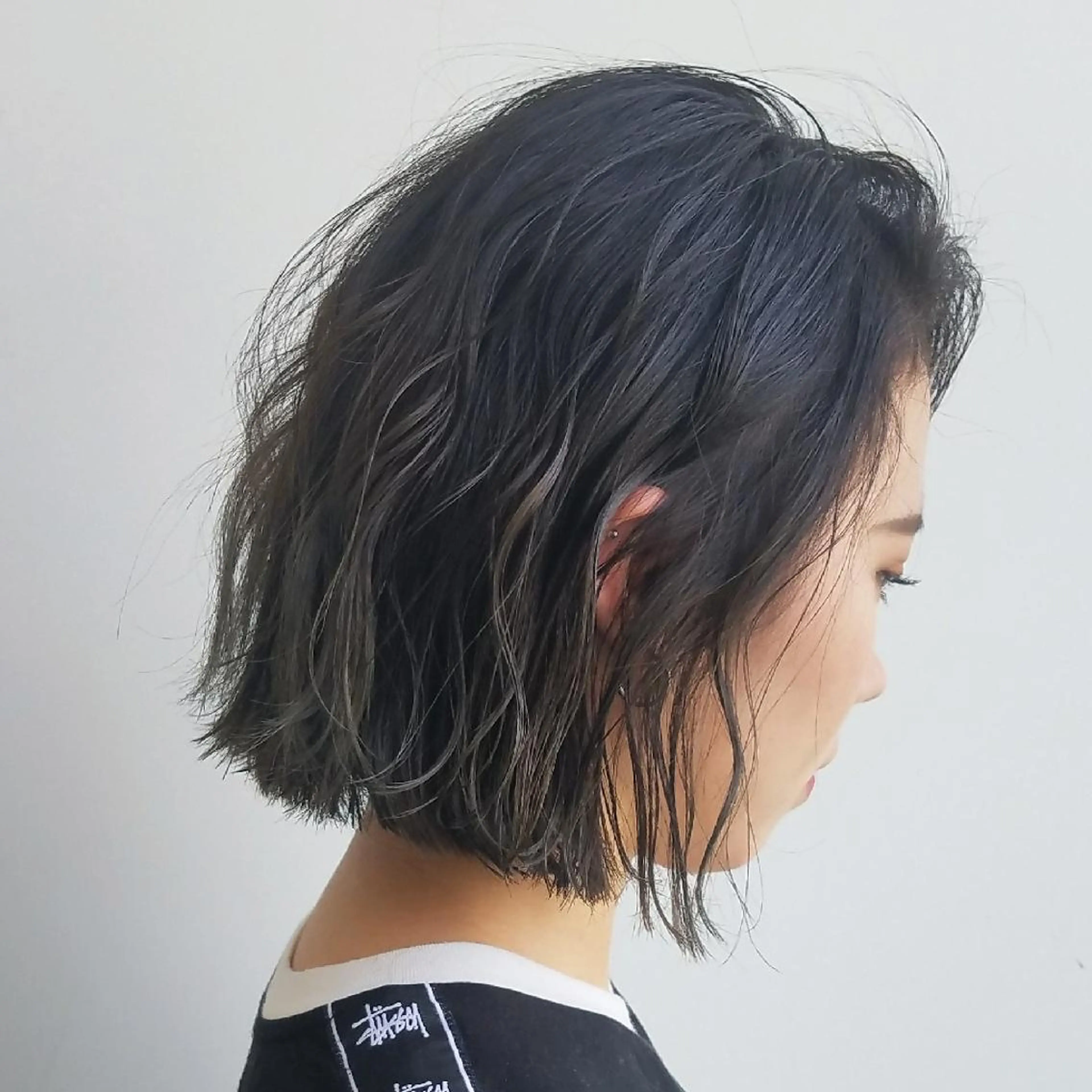 ショート カラー ヘアアレンジ パーマ グラデーションカラー iplus まつげ、眉毛、耳つぼのマツエク・マツパデザイン