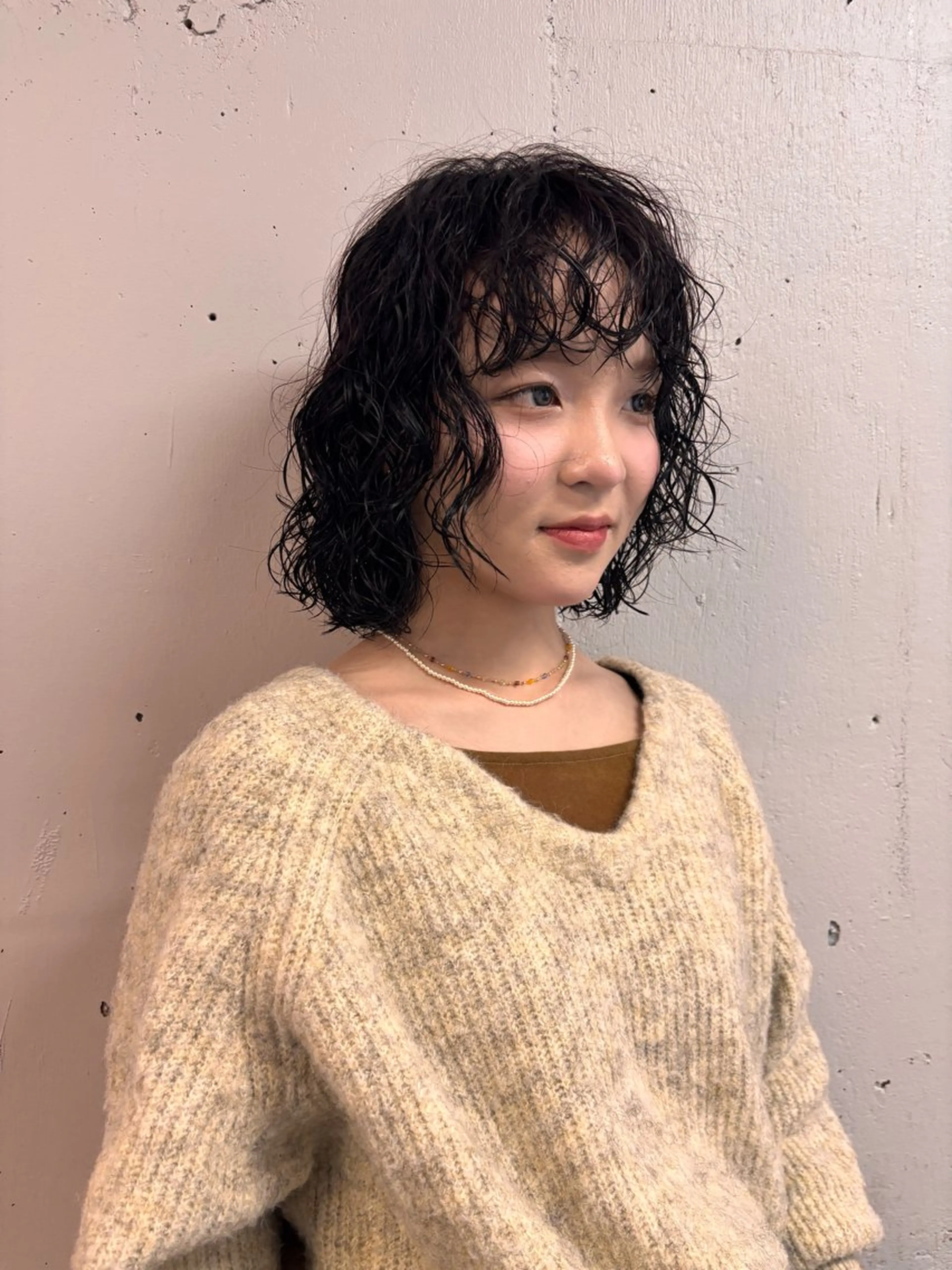 ミディアム パーマ カット パーマ くせ毛カットとパーマ /美容室難民の方是非のヘアスタイル