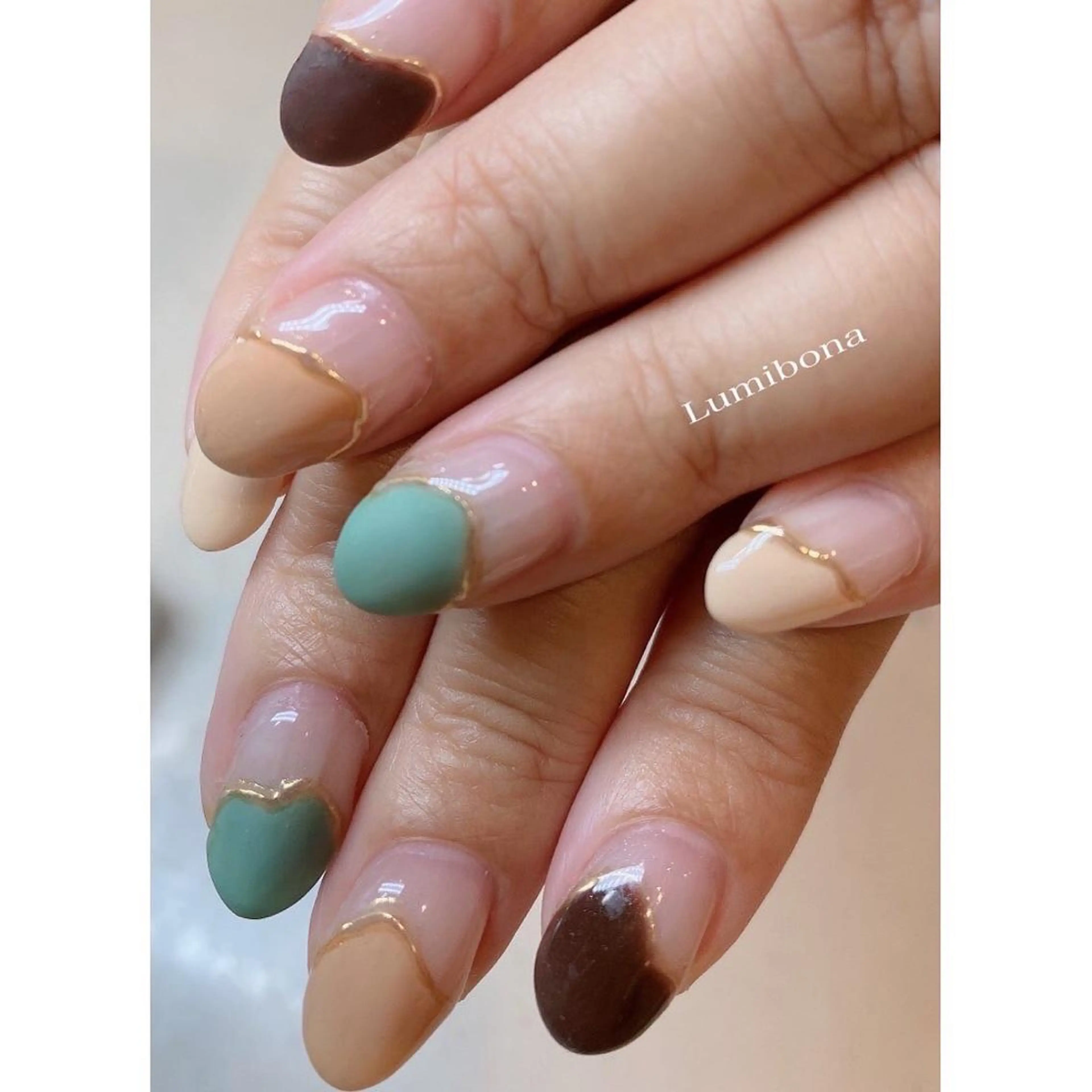ネイル Lumibona ピールオフ専門店のネイルデザイン