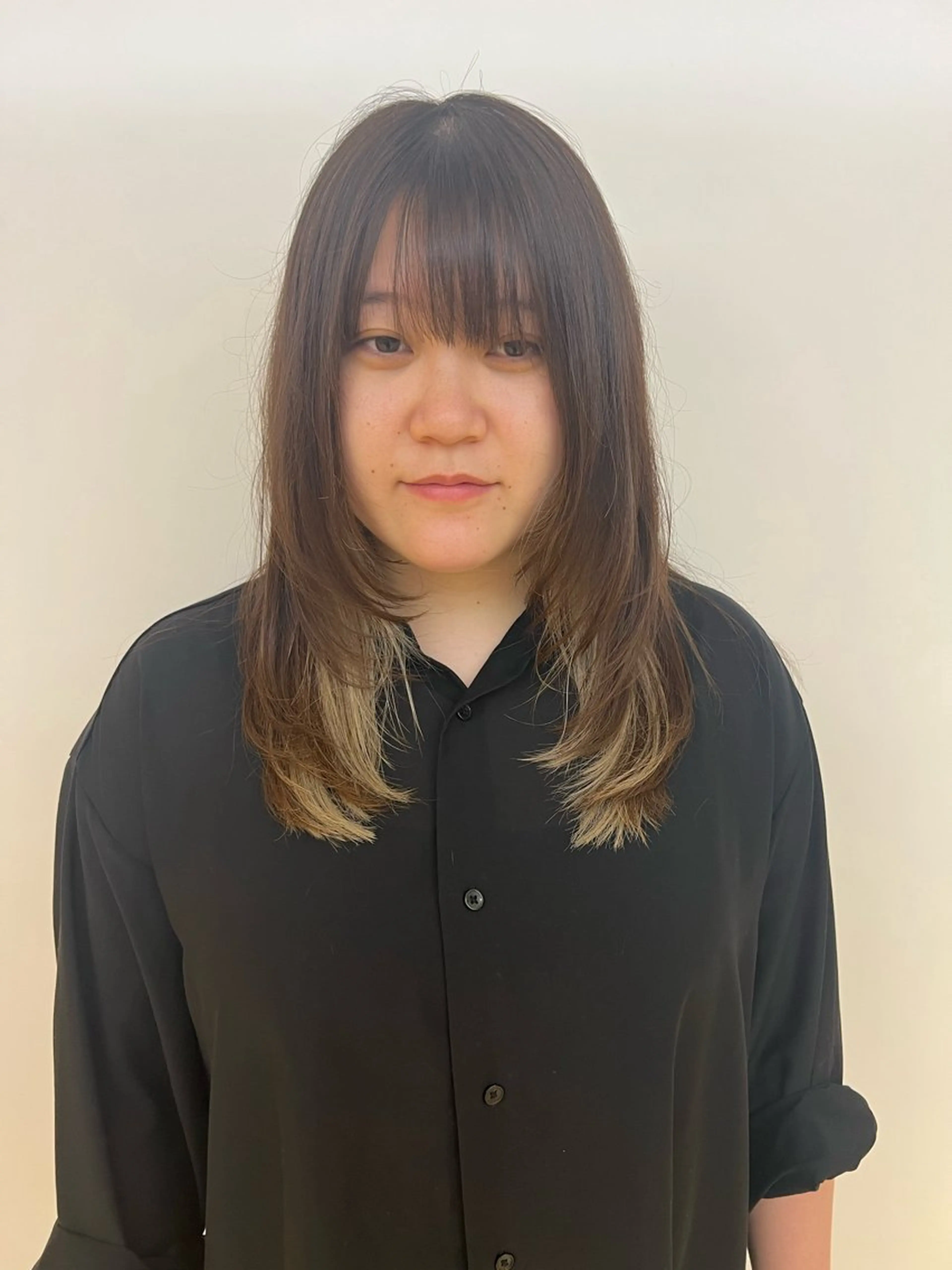 セミロング 顔まわりレイヤー 顔周りカット レイヤーカット レイヤー/似合わせ カット横川夕華🫧のヘアスタイル