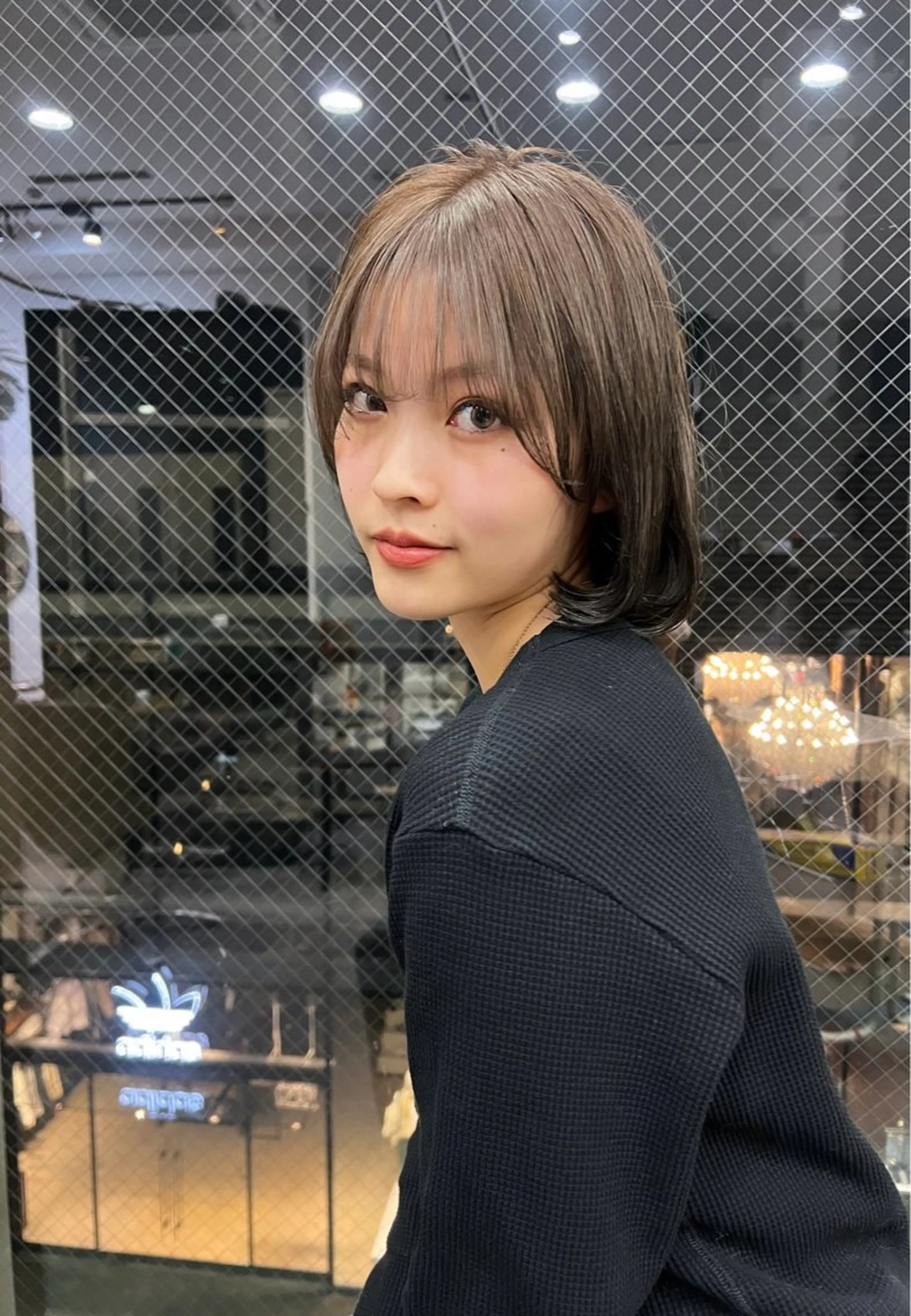 ショート カット ヘアカラー RITZY ヒヨリのヘアスタイル