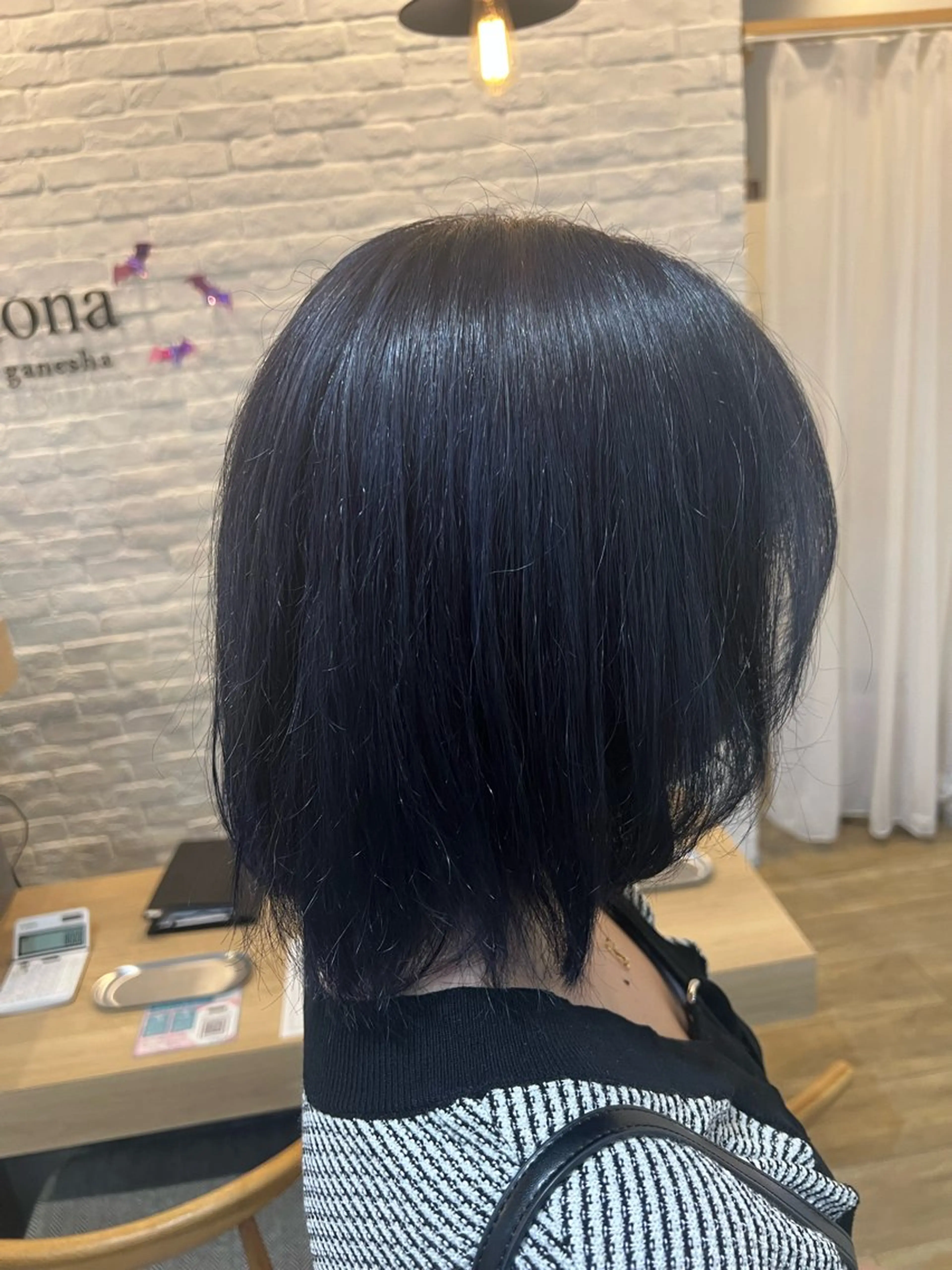 ミディアム カラー ハイトーンカラー 坂本 翼のヘアスタイル