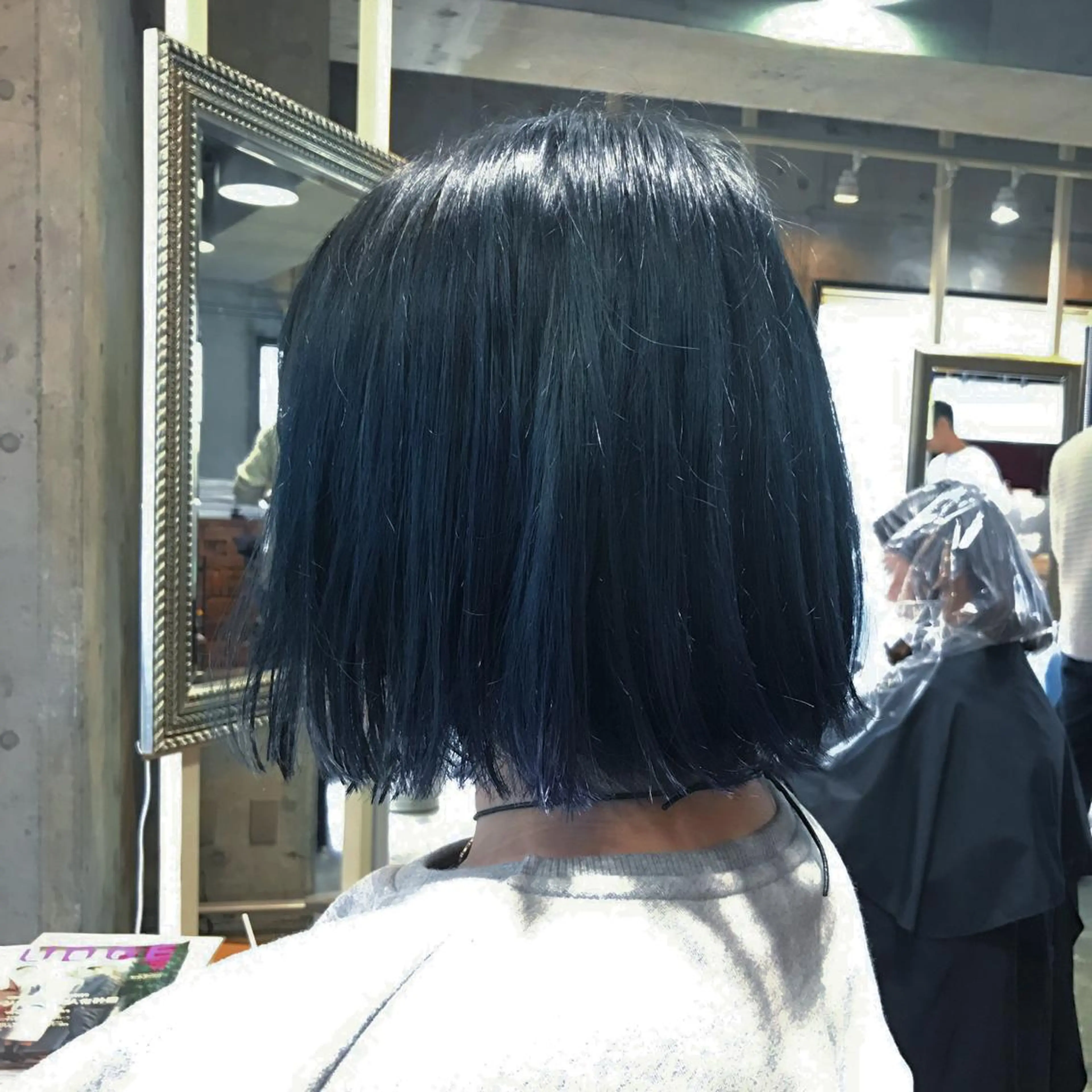 ショート カラー パーマ ヘアアレンジ メンズ キッズ ネイル マツエク・マツパ ブルーカラー ブルーグレー ダブルカラー ブルー サロンドミルク 原宿のヘアスタイル