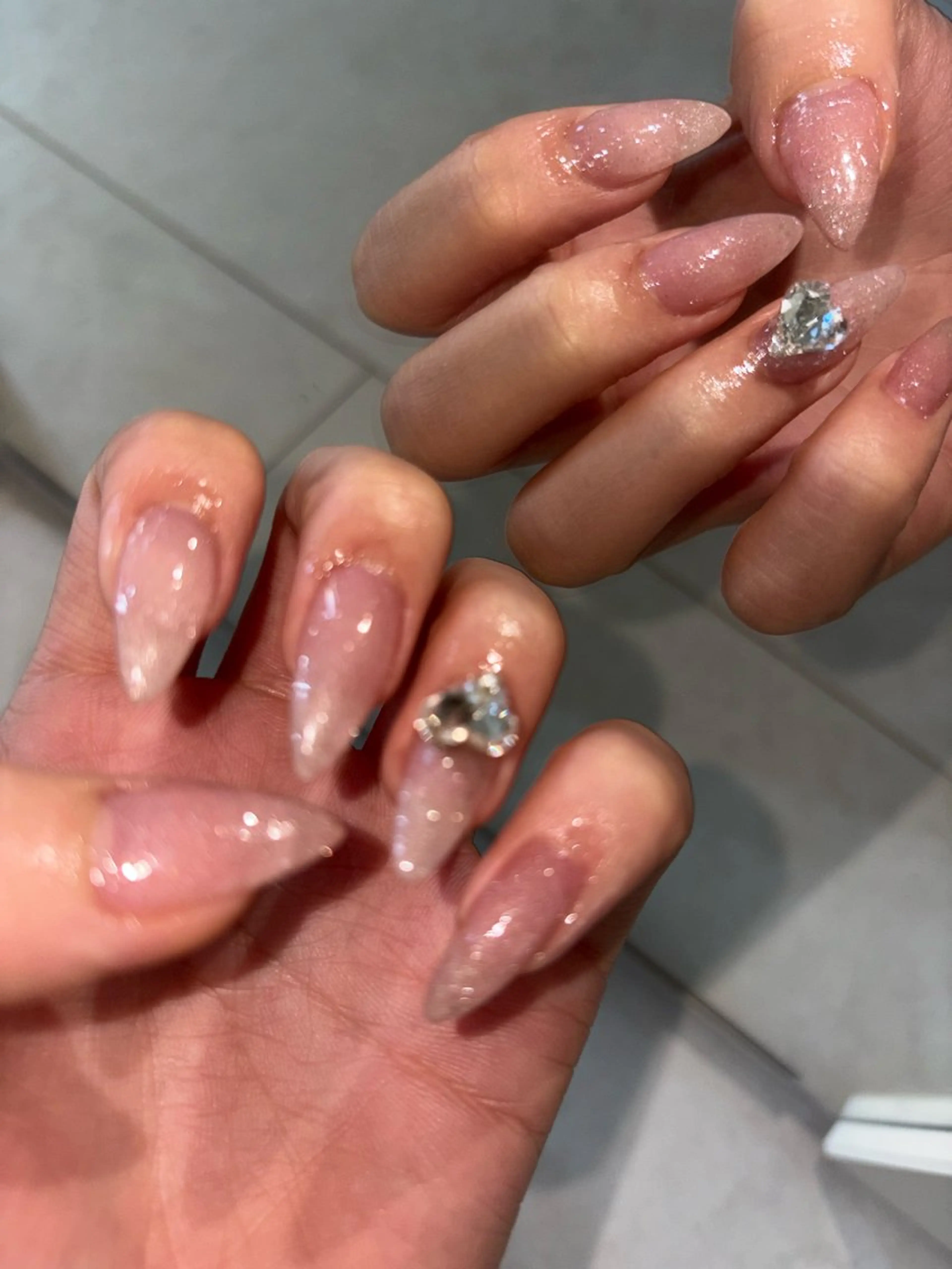 ネイル フラッシュネイル フラッシュマグ ジェルネイル ハート キラキラネイル Rioka 栄 | 矢場町のネイルデザイン