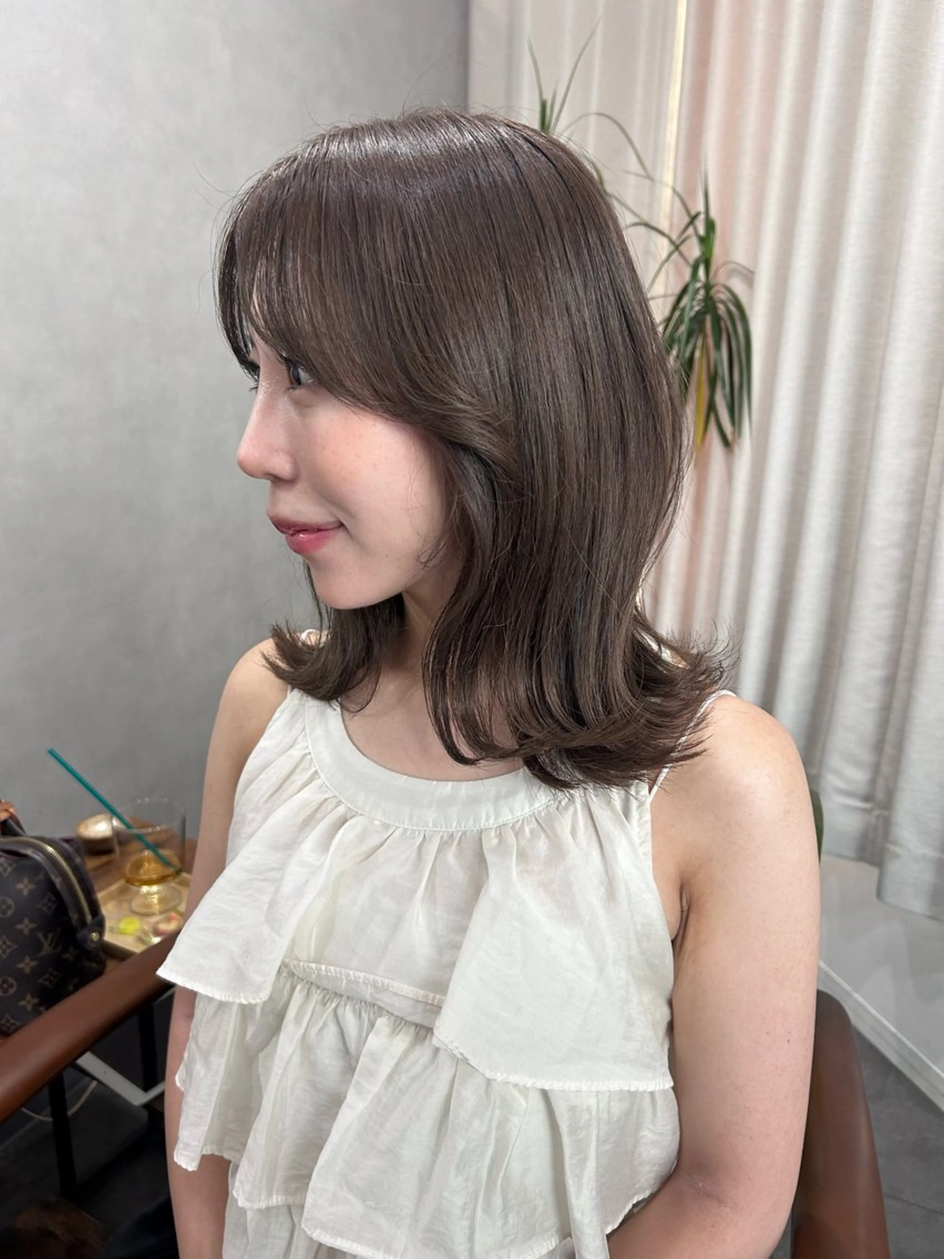 ミディアム カット ヘアカラー favietta所属・中村 友美のヘアスタイル