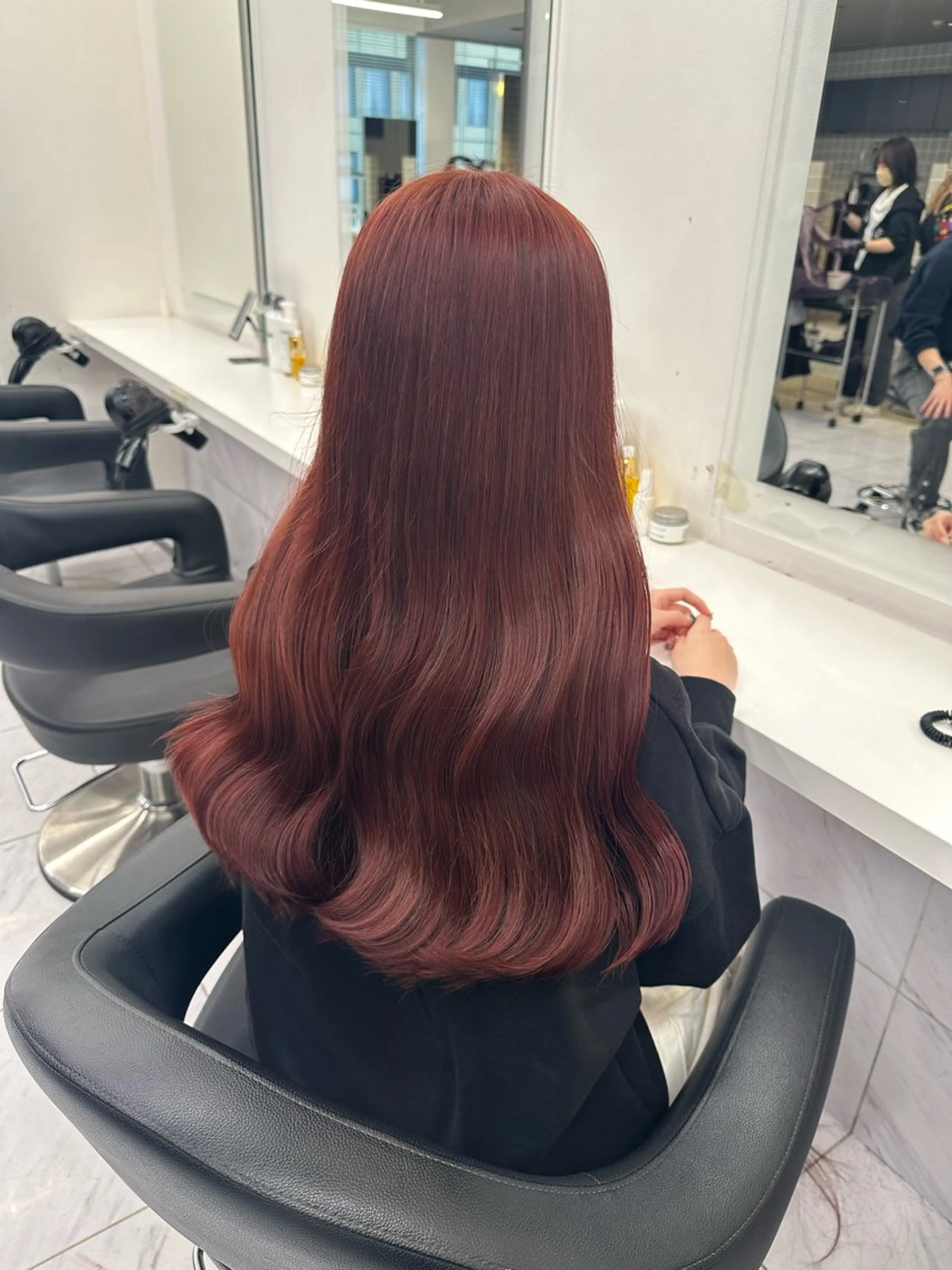 ロング カラー ベージュカラー 黒髪 ブリーチ ブルーカラー ブルーブラック 🪞ハイトーン🪞 🤍waka🤍のヘアスタイル