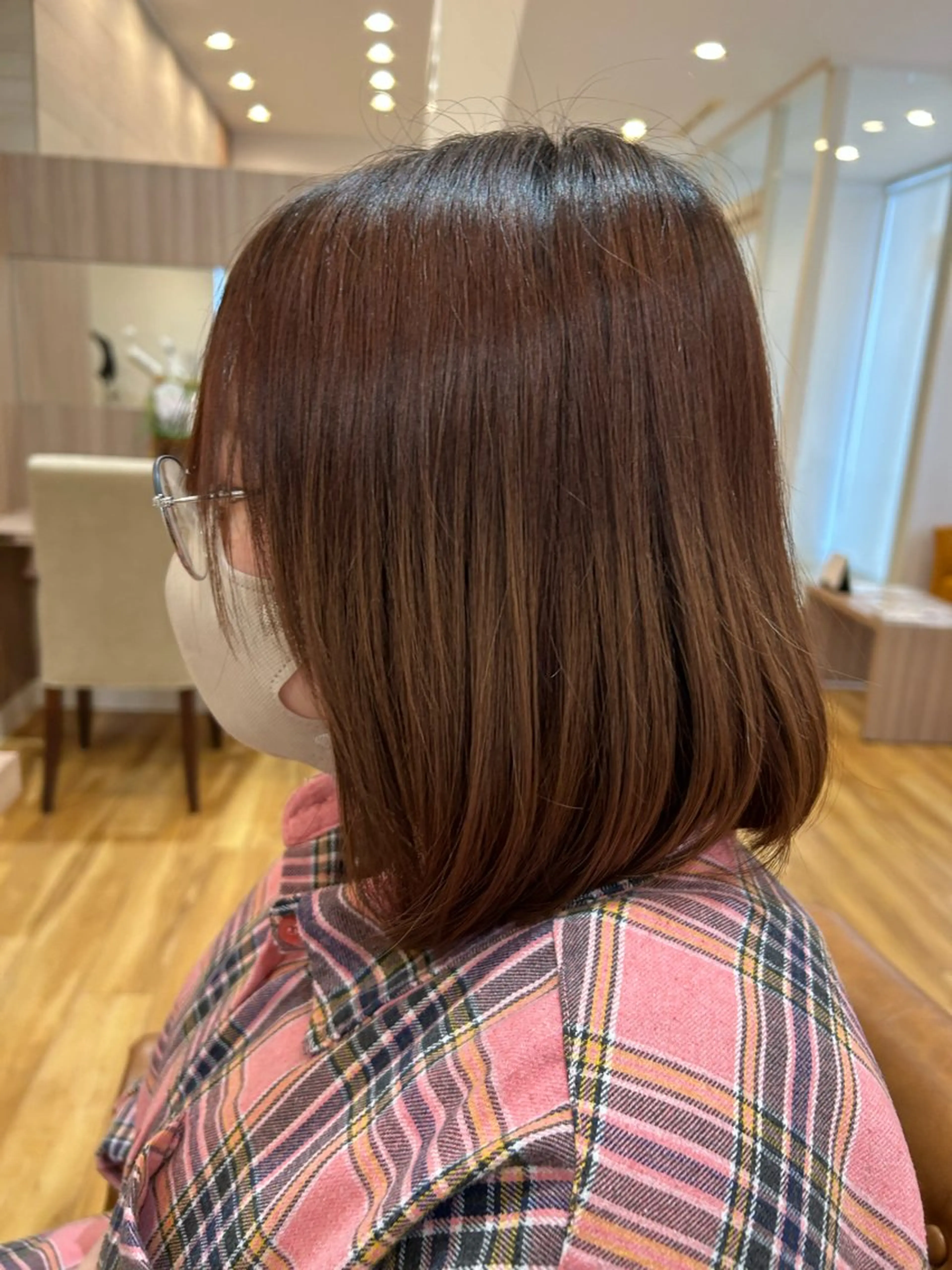 ミディアム ボブ 顔周りカット レイヤーカット 志乃屋所属・中川 美里のヘアスタイル