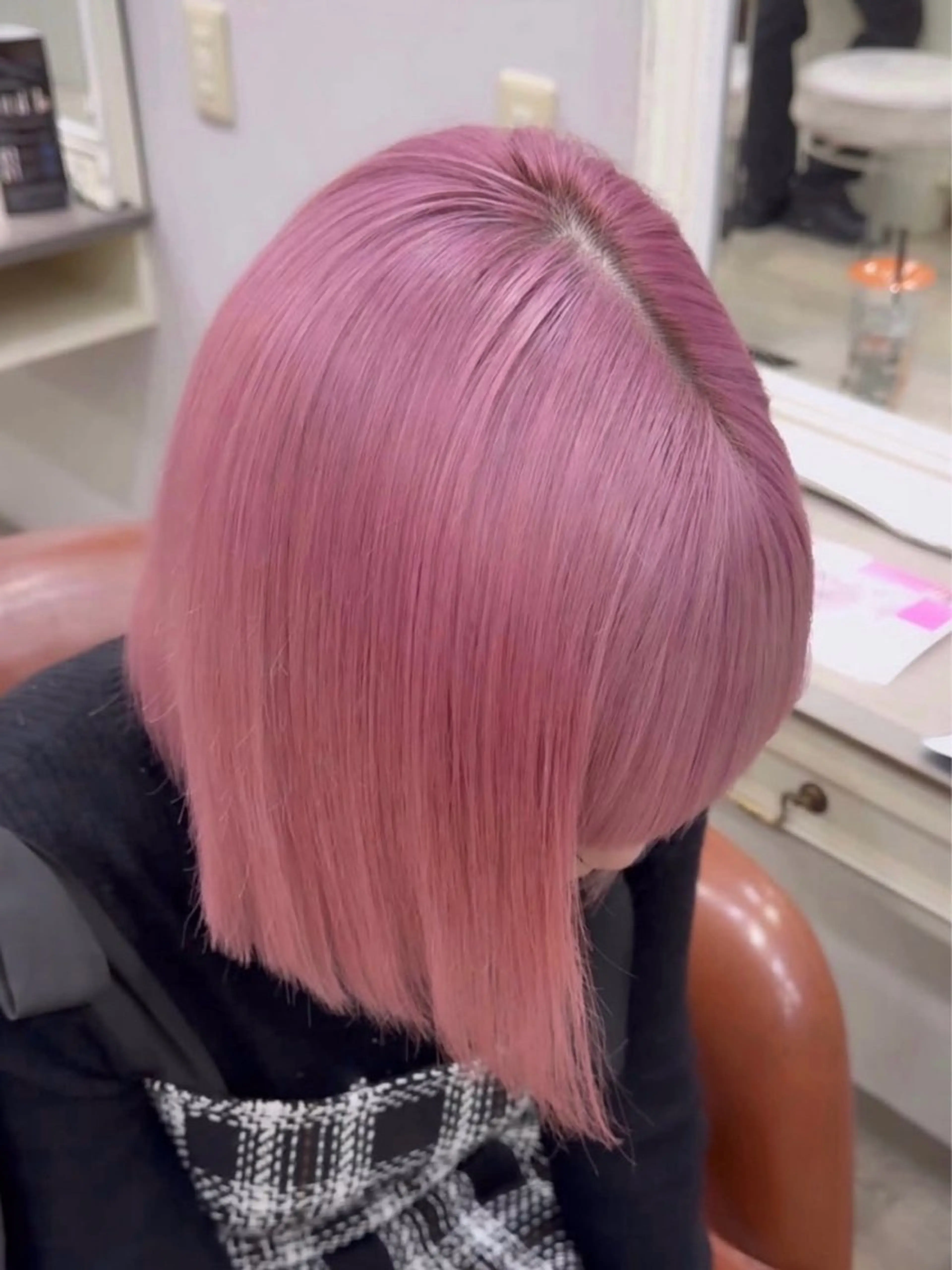 ショート カラー カット ヘアカラー llwy名古屋栄所属・RYUKI/デザイ ンカラー/ブリーチのヘアスタイル