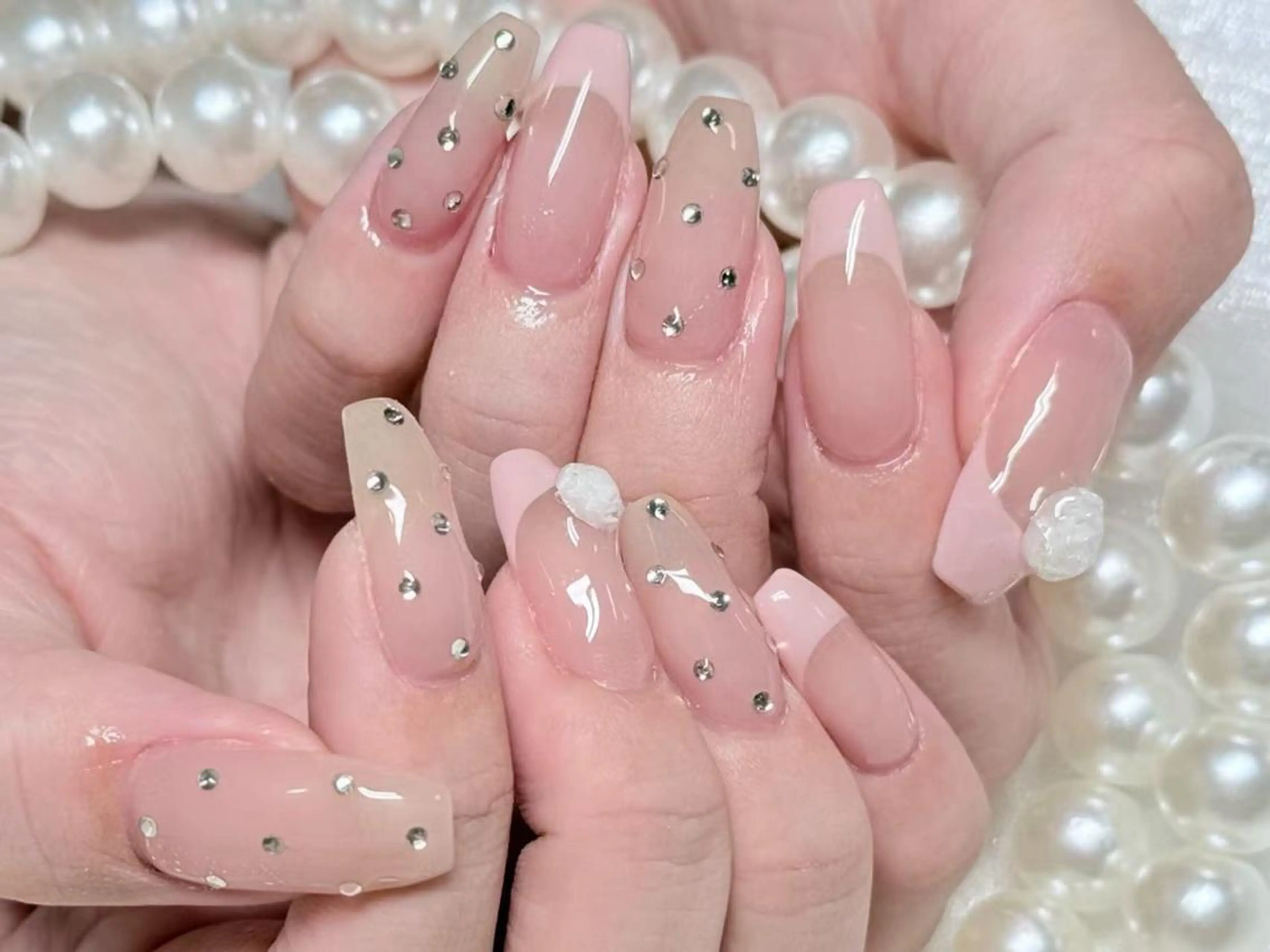 ネイル アートネイル クリアネイル 成人式 長さ出し フラッシュネイル ハンドネイル Ru na🍳のネイルデザイン