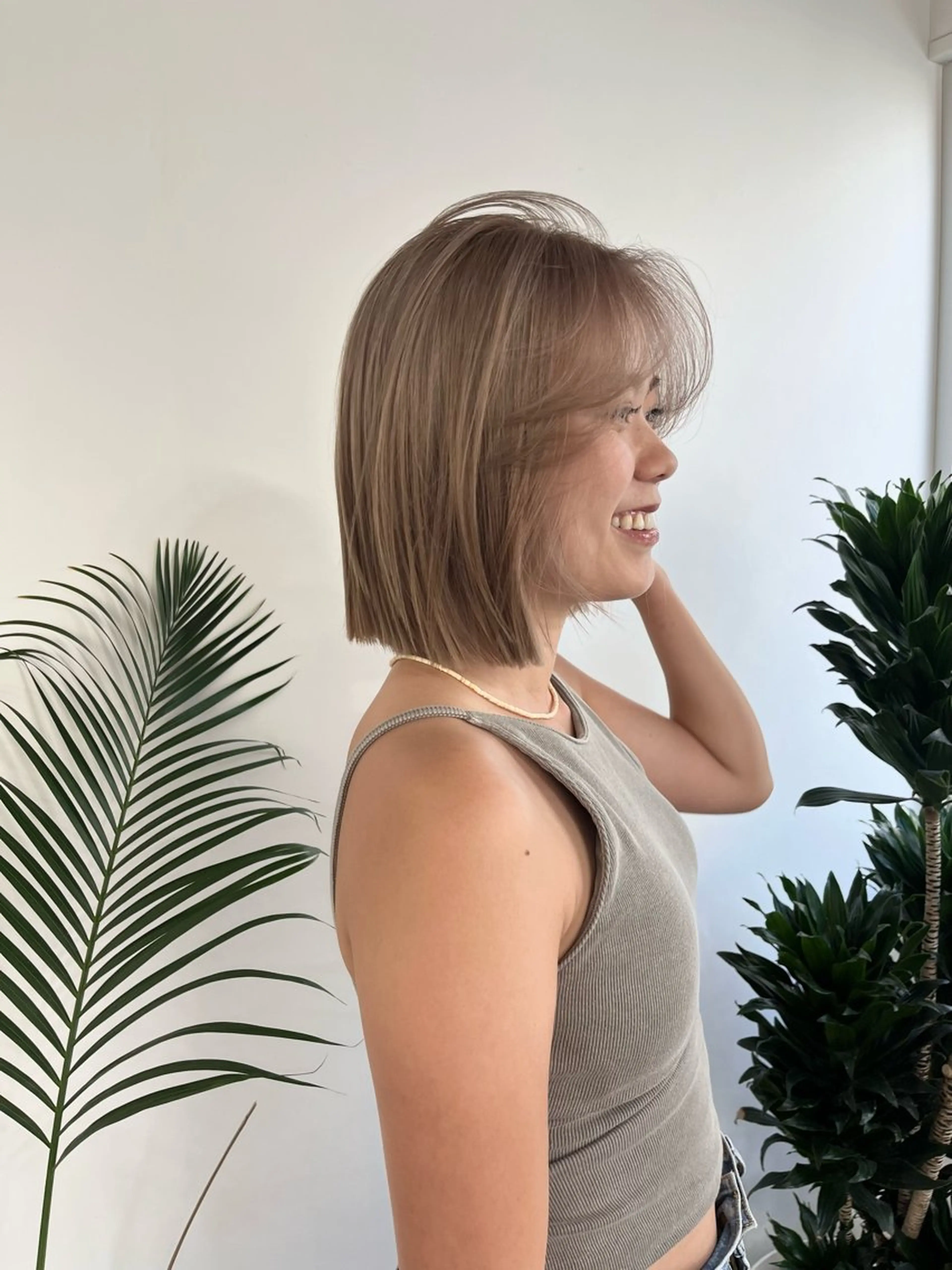 ミディアム カラー ヘアアレンジ ベージュカラー ミルクティーベージュ ボブ HIROKO / 透明感暖色カラー🎀のヘアスタイル