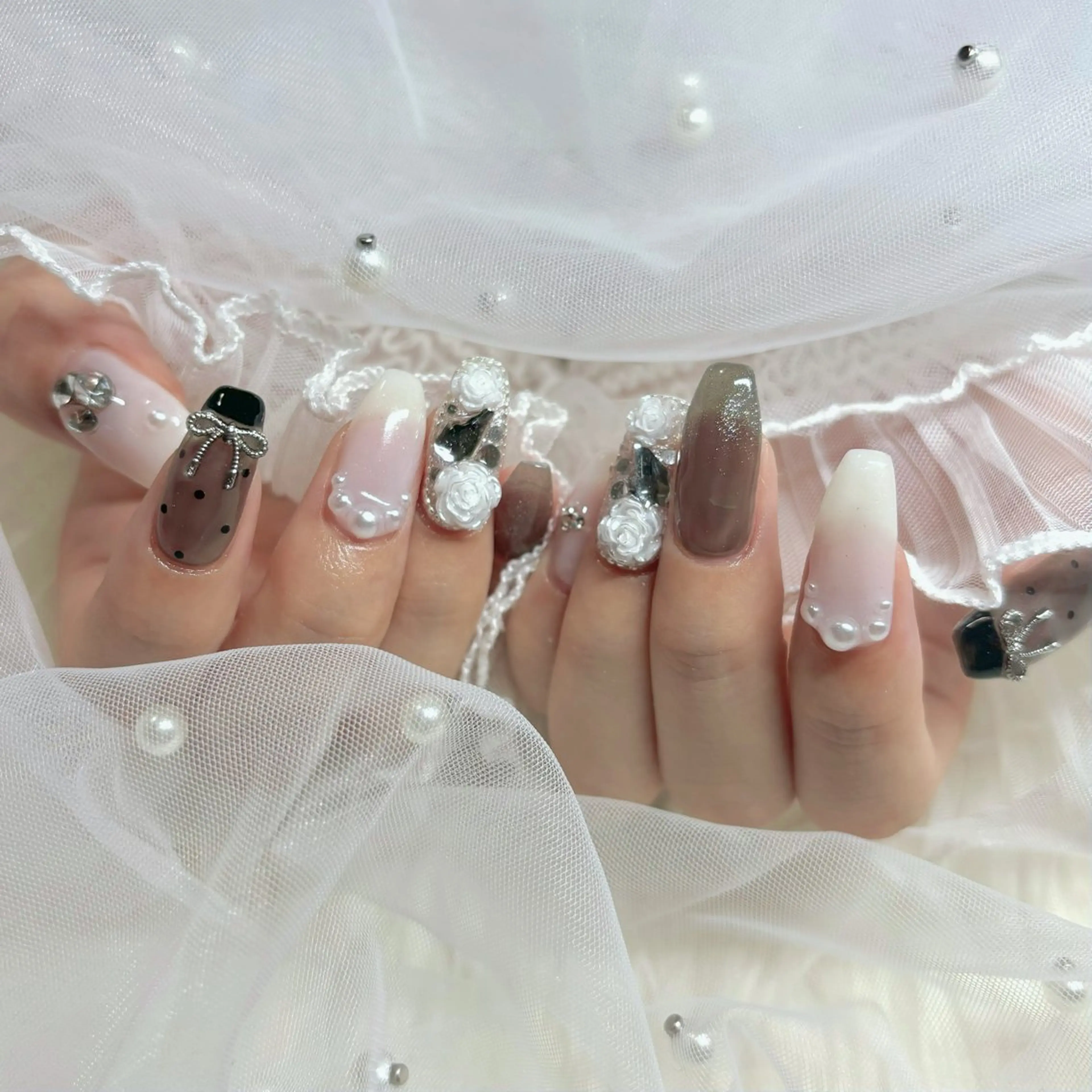 ネイル ハンドネイル Sii nail 🤍SAKIのネイルデザイン