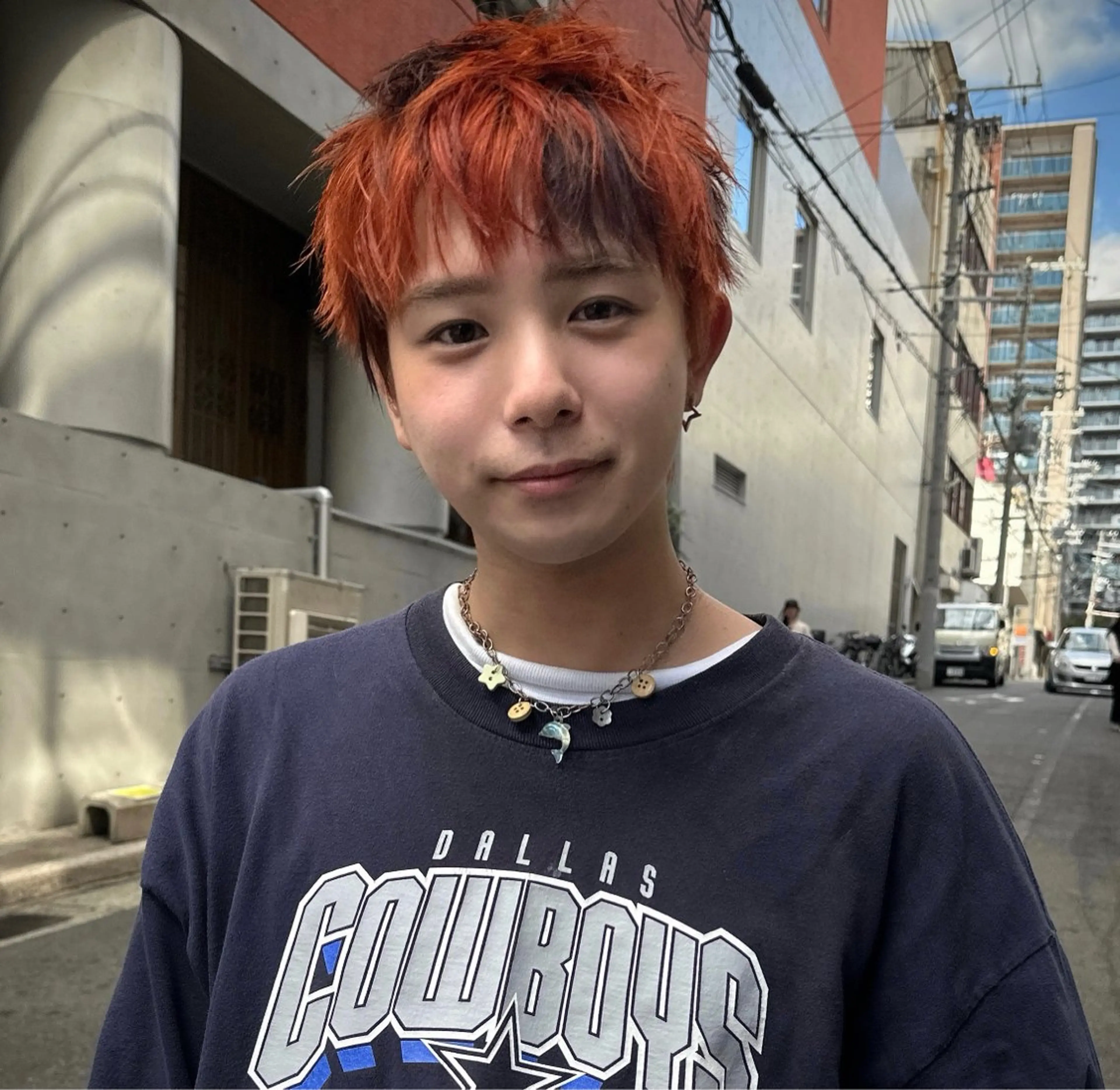 ショート カラー メンズ ブラウンカラー オレンジ カット ヘアカラー mellow所属・顔周りデザイン/ ハイトーン/多田悠馬のヘアスタイル