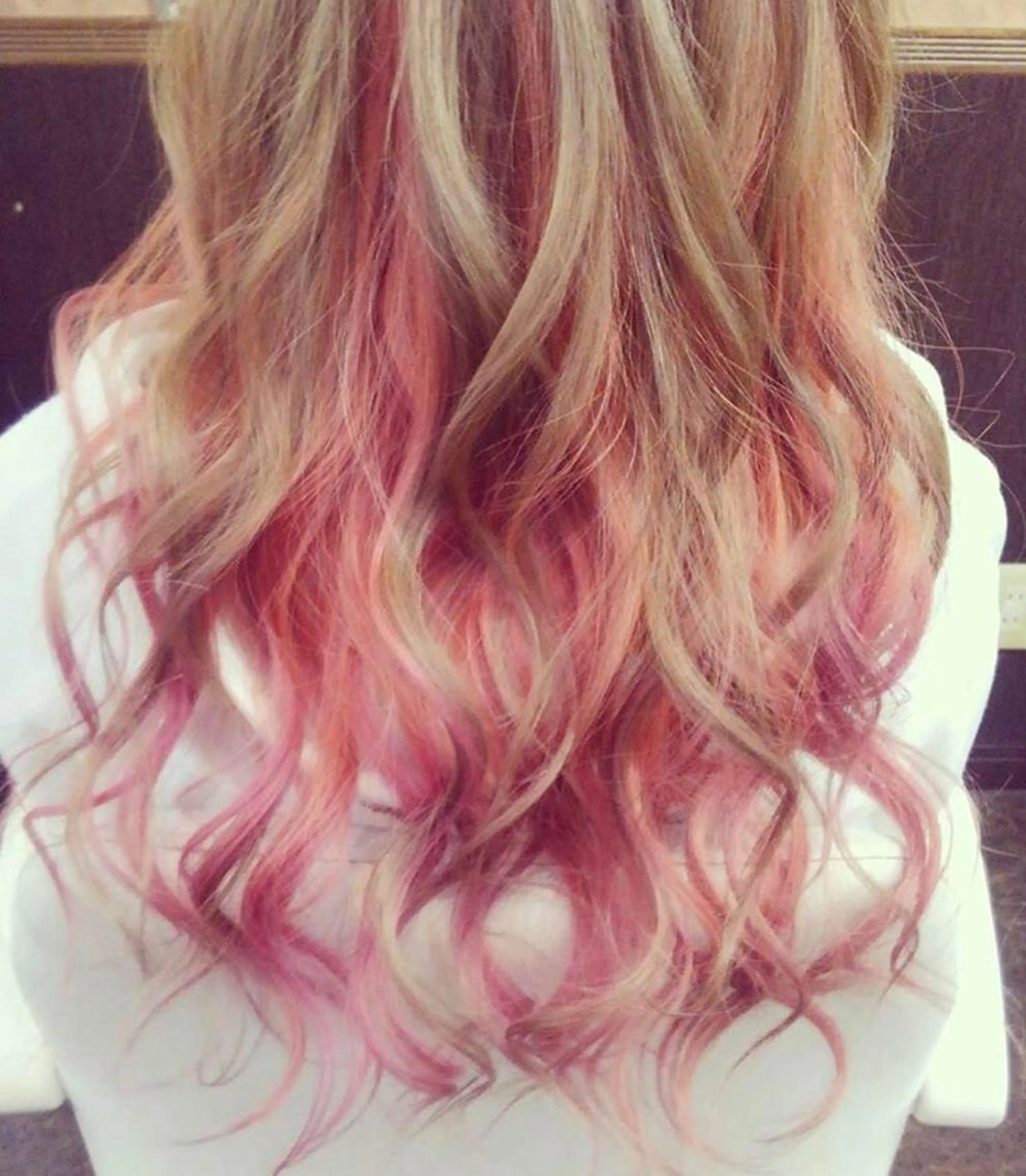 ⭐️なじませカット＋ダブルカラー（ブリーチ込み）＋シールエクステ40枚の写真