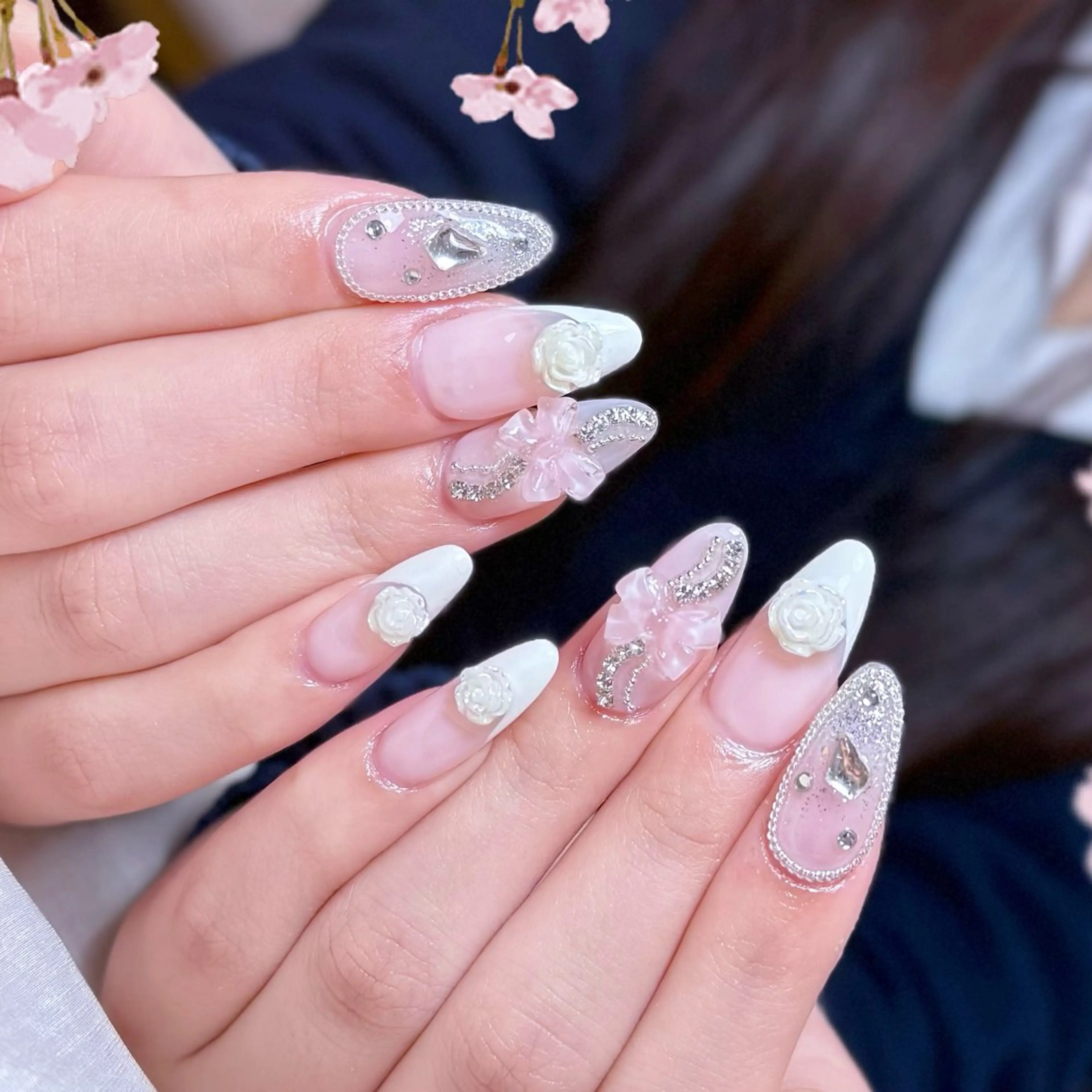 ネイル ハンドネイル エクラNailサロン ミオのネイルデザイン