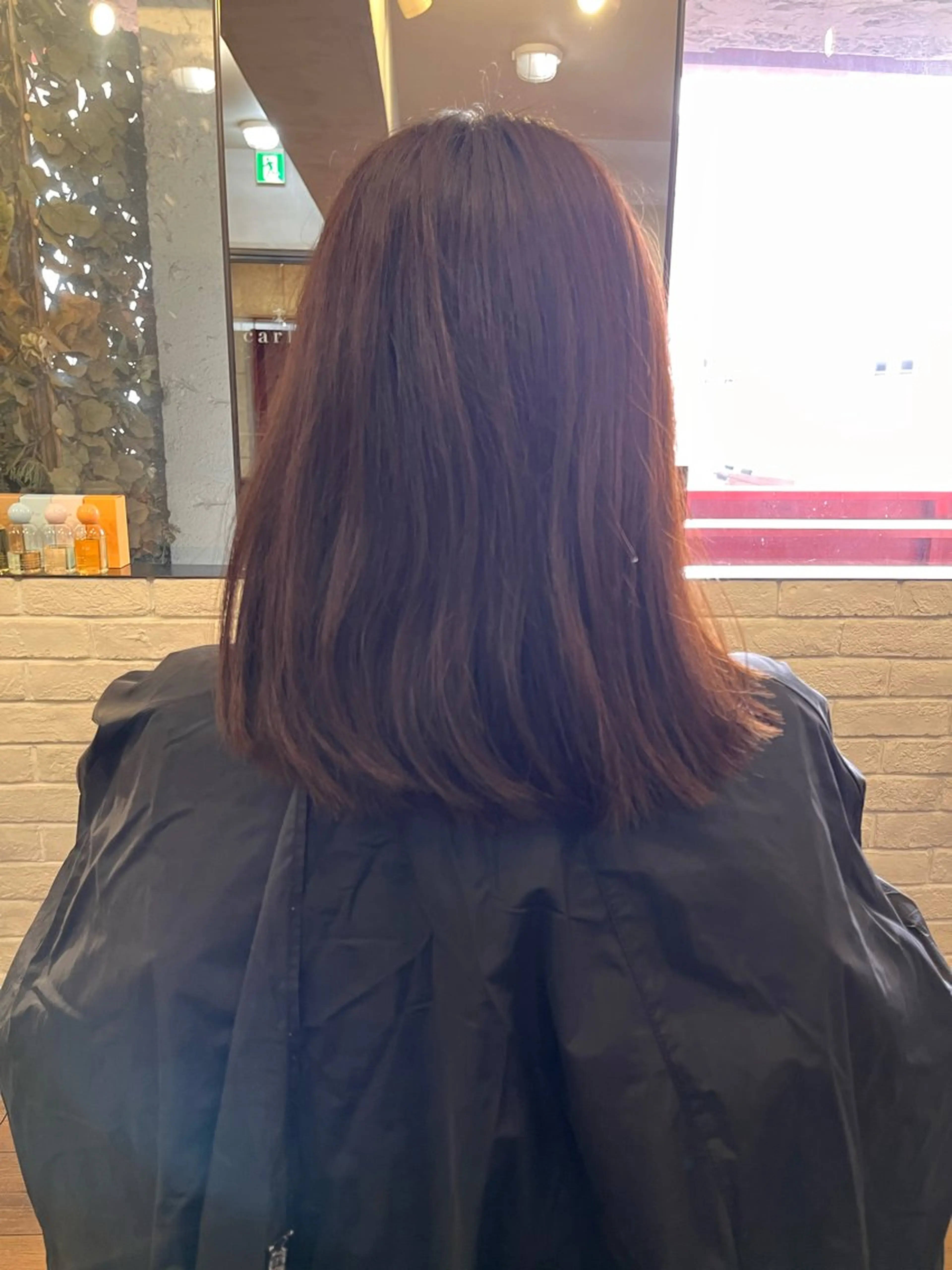 ショート カラー 顔まわりレイヤー 顔周りカット レイヤーカット 小顔カット カット ヘアカラー 薬院:今泉/上川美幸 大人ヘア/暗髪カラーのヘアスタイル