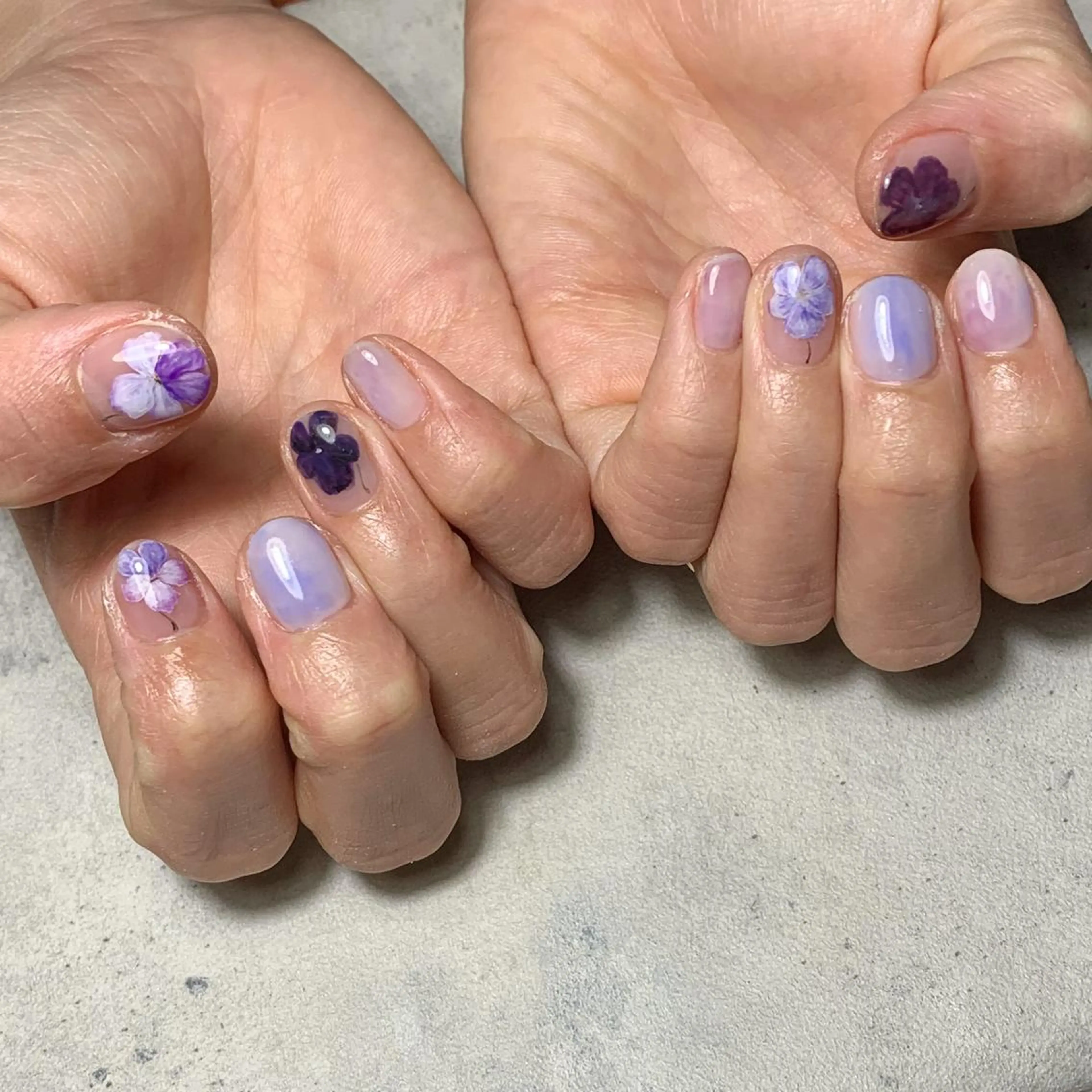 ネイル ハンドネイル atelier　FIORITURA所属・FIORITURA aiのネイルデザイン