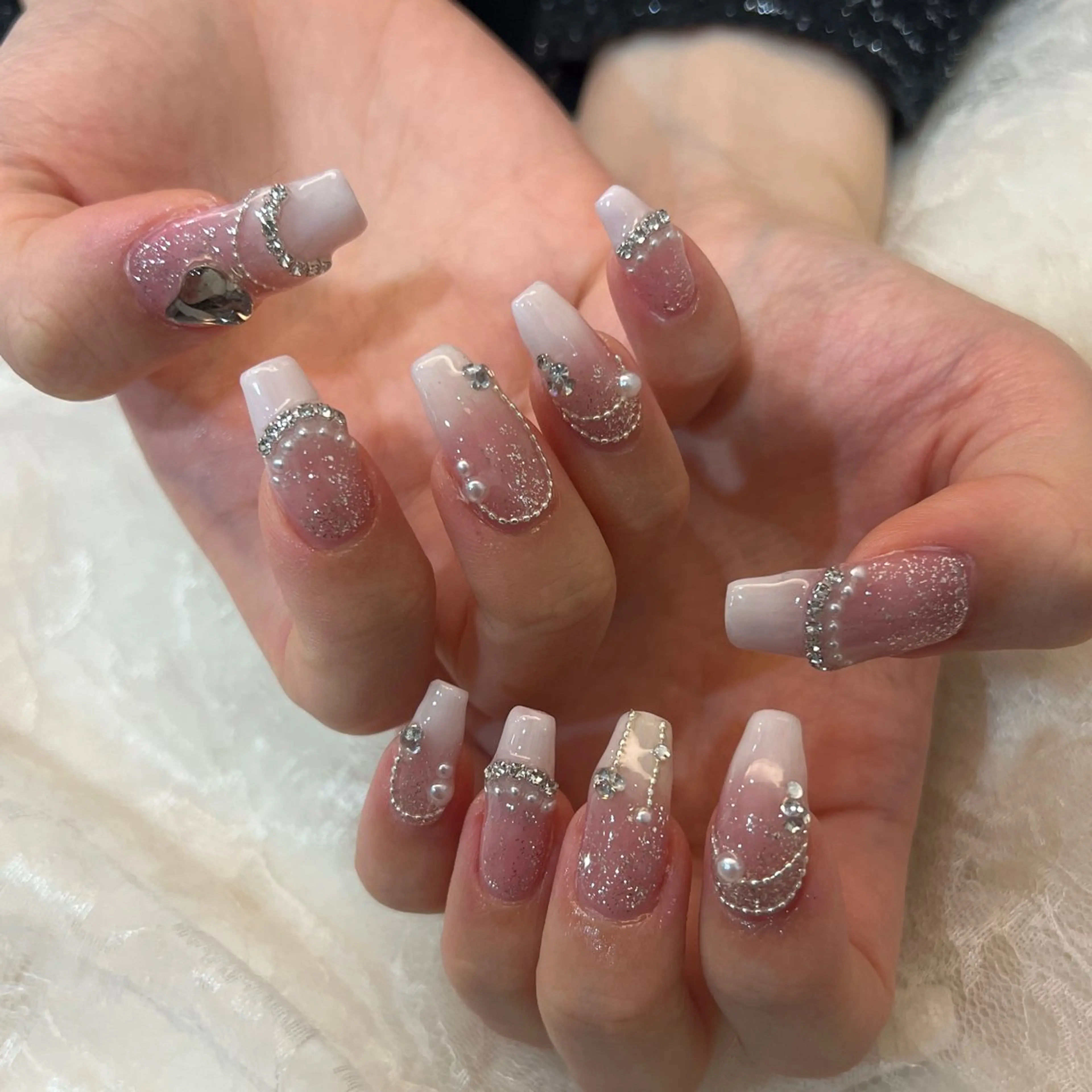 ネイル ハンドネイル 河野 弥月のネイルデザイン