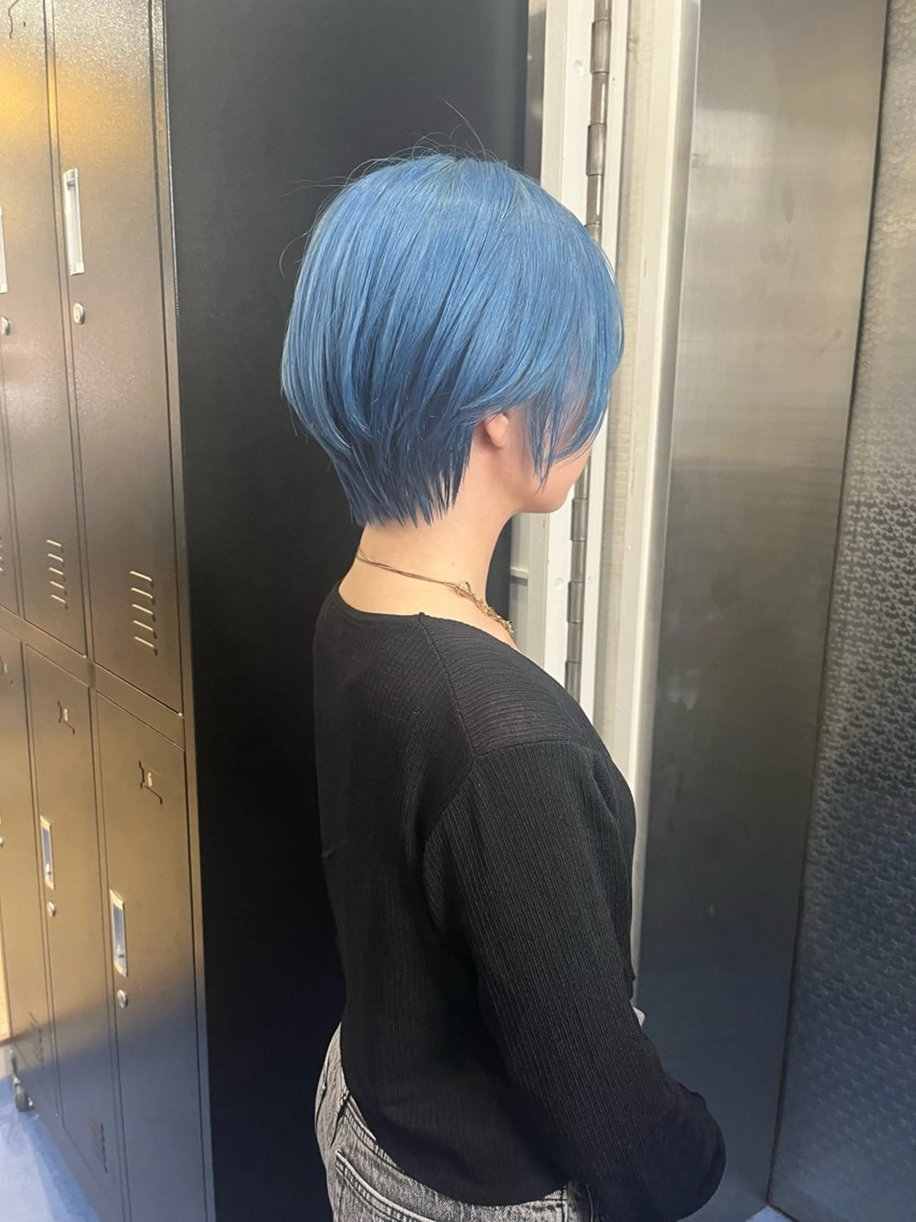 【11月限定練習モデル】3cm以上カットのレディースショートカットの写真