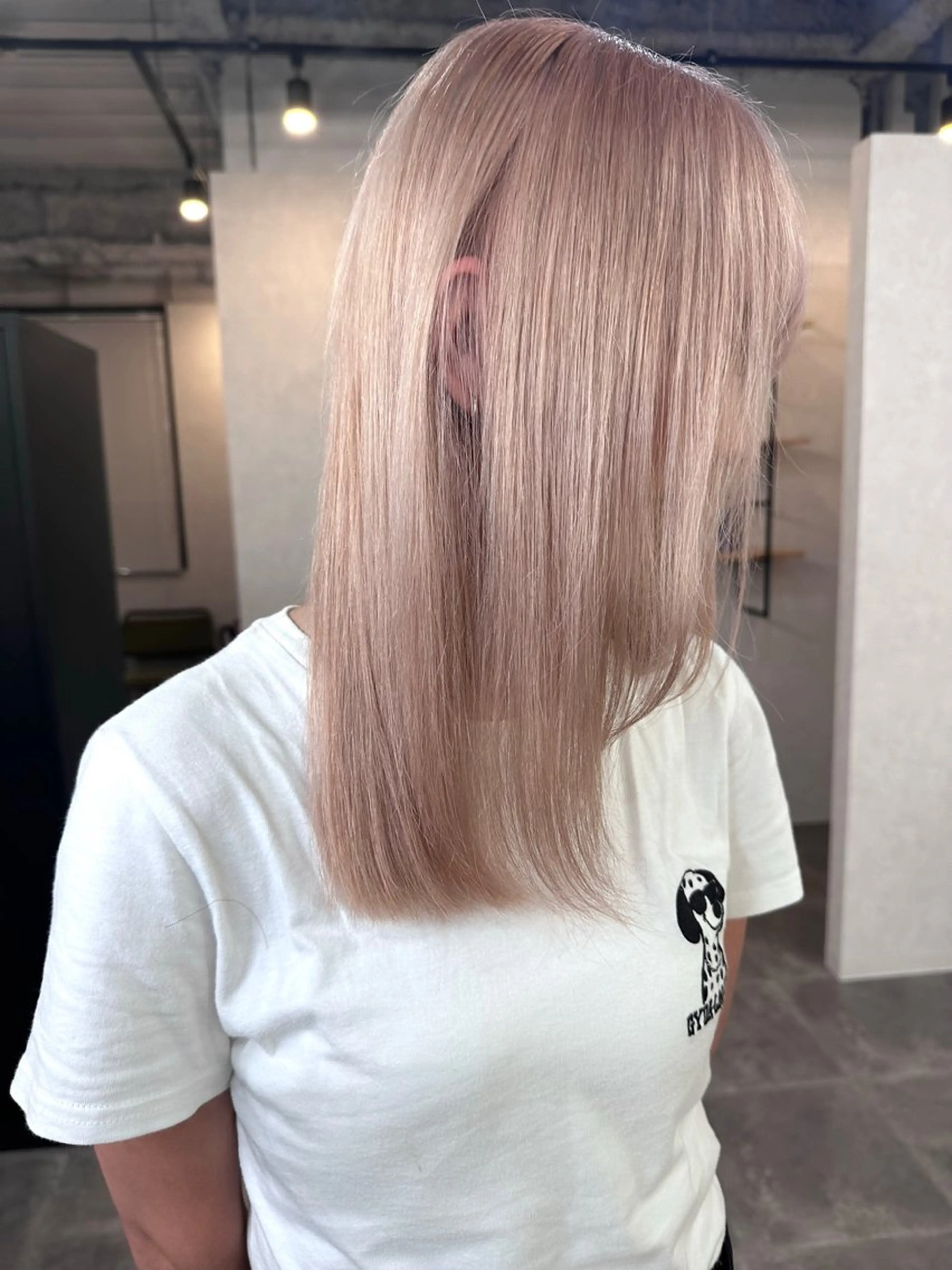 セミロング Aika 🖤のヘアスタイル