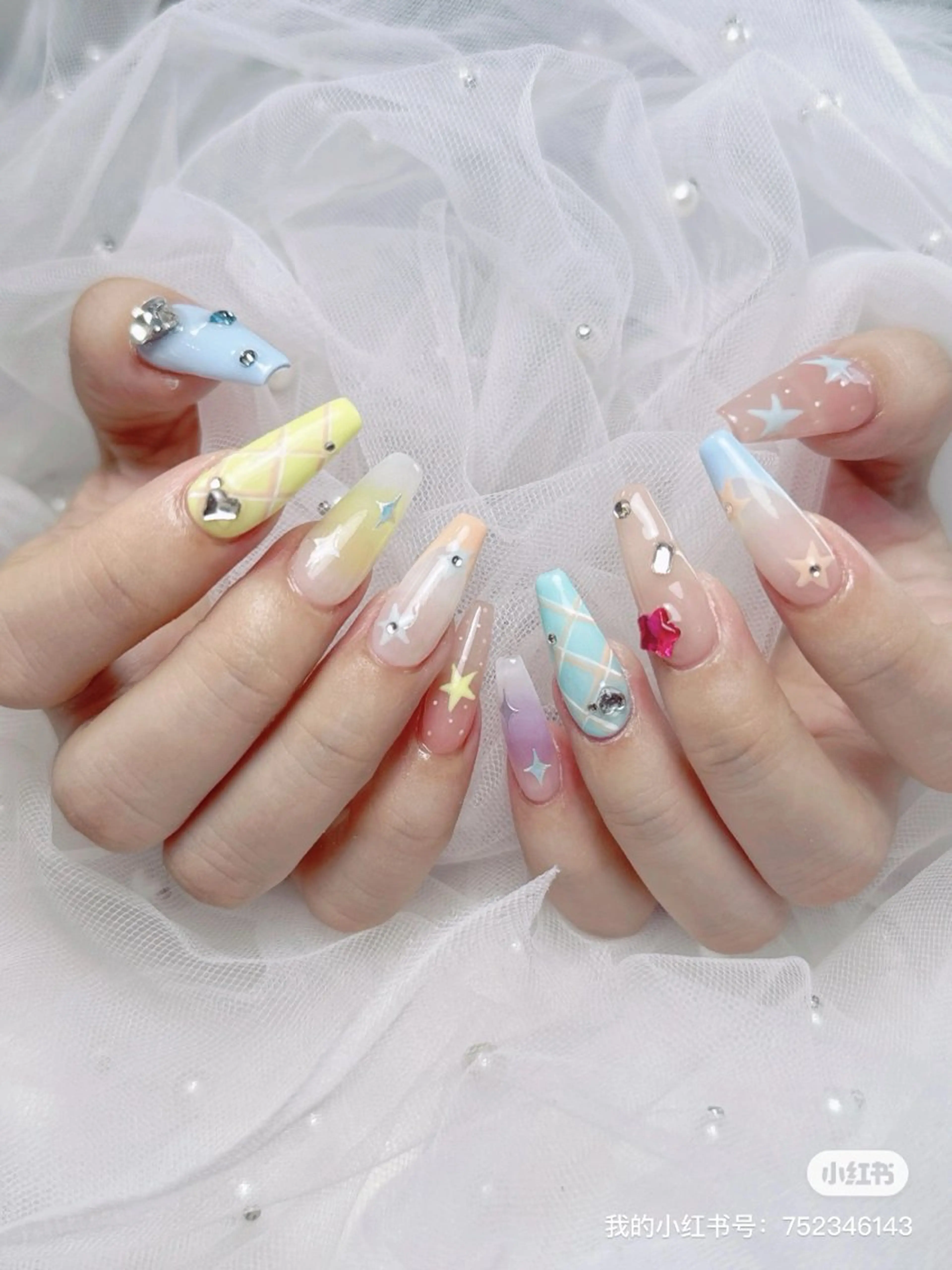 ネイル フレンチネイル ジェルネイル ハート 韓国ネイル マグネットネイル ハンドネイル ネイルサロン lotusのネイルデザイン