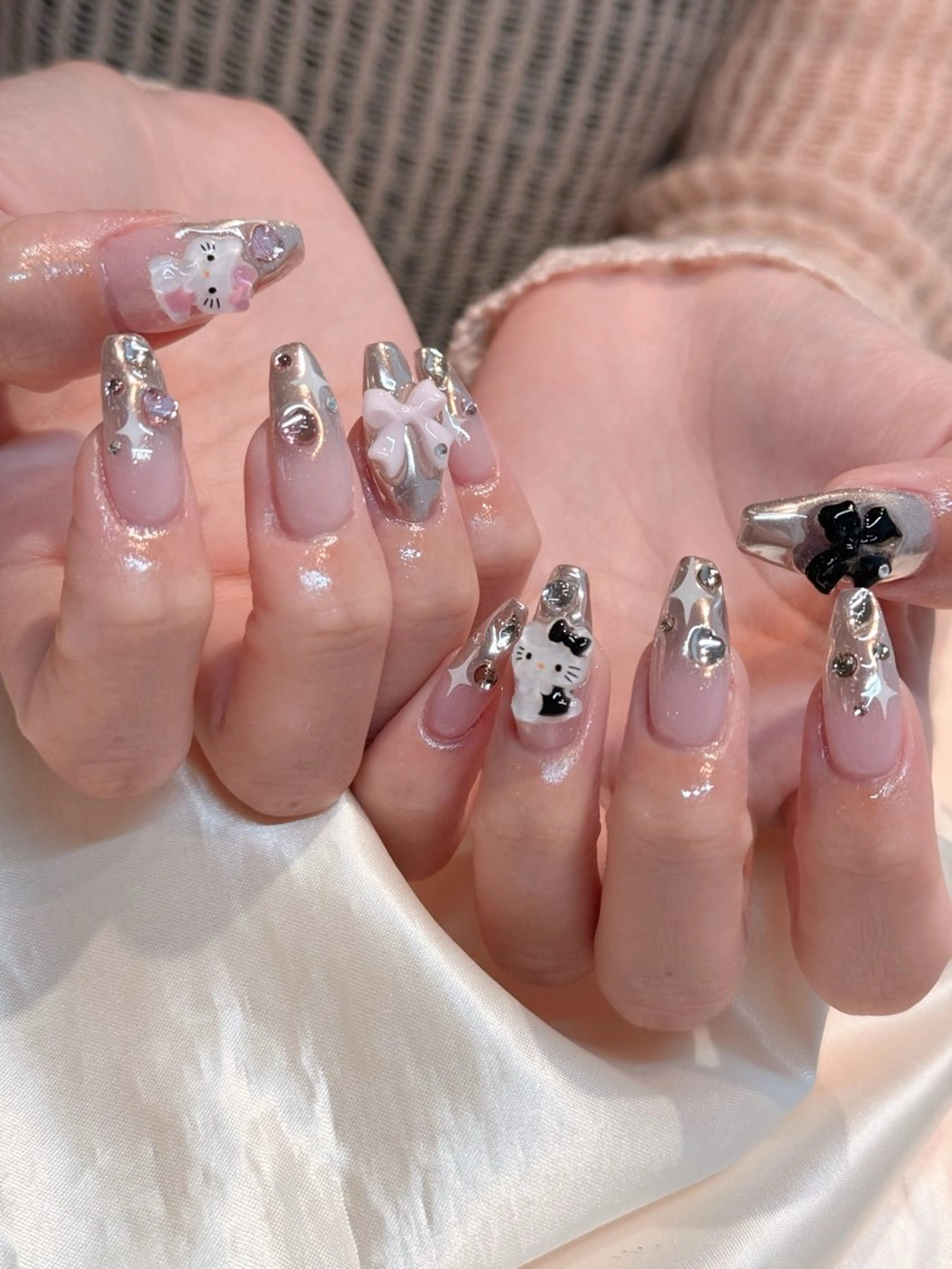 ネイル ハンドネイル 𝐘𝐔𝐊𝐈 💖のネイルデザイン