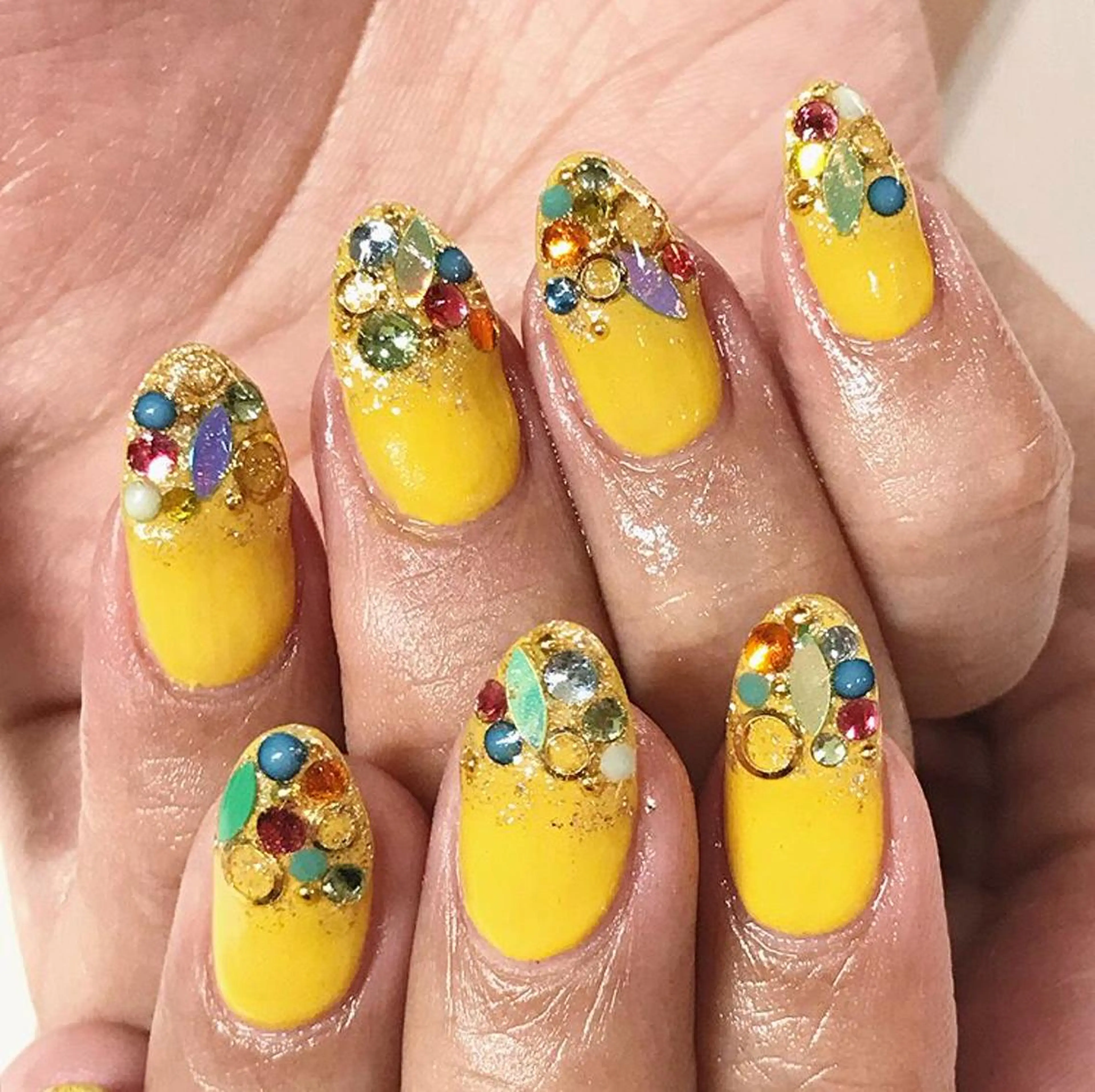 ネイル 渋谷ビュレネイル Kaoruのネイルデザイン