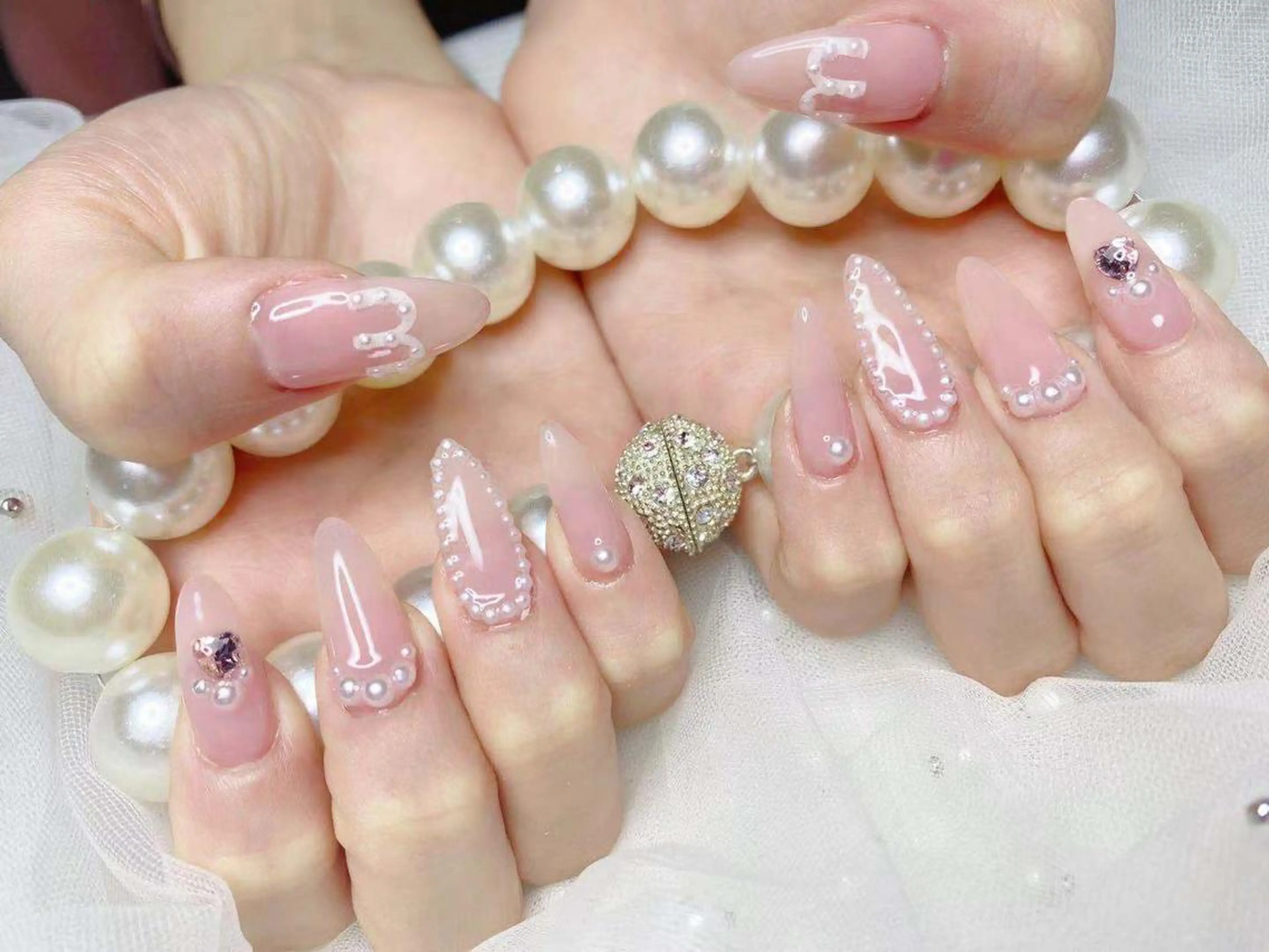 ネイル Fairyフェアリーネイルサロン所属・Nail Hibi サロンのネイルデザイン