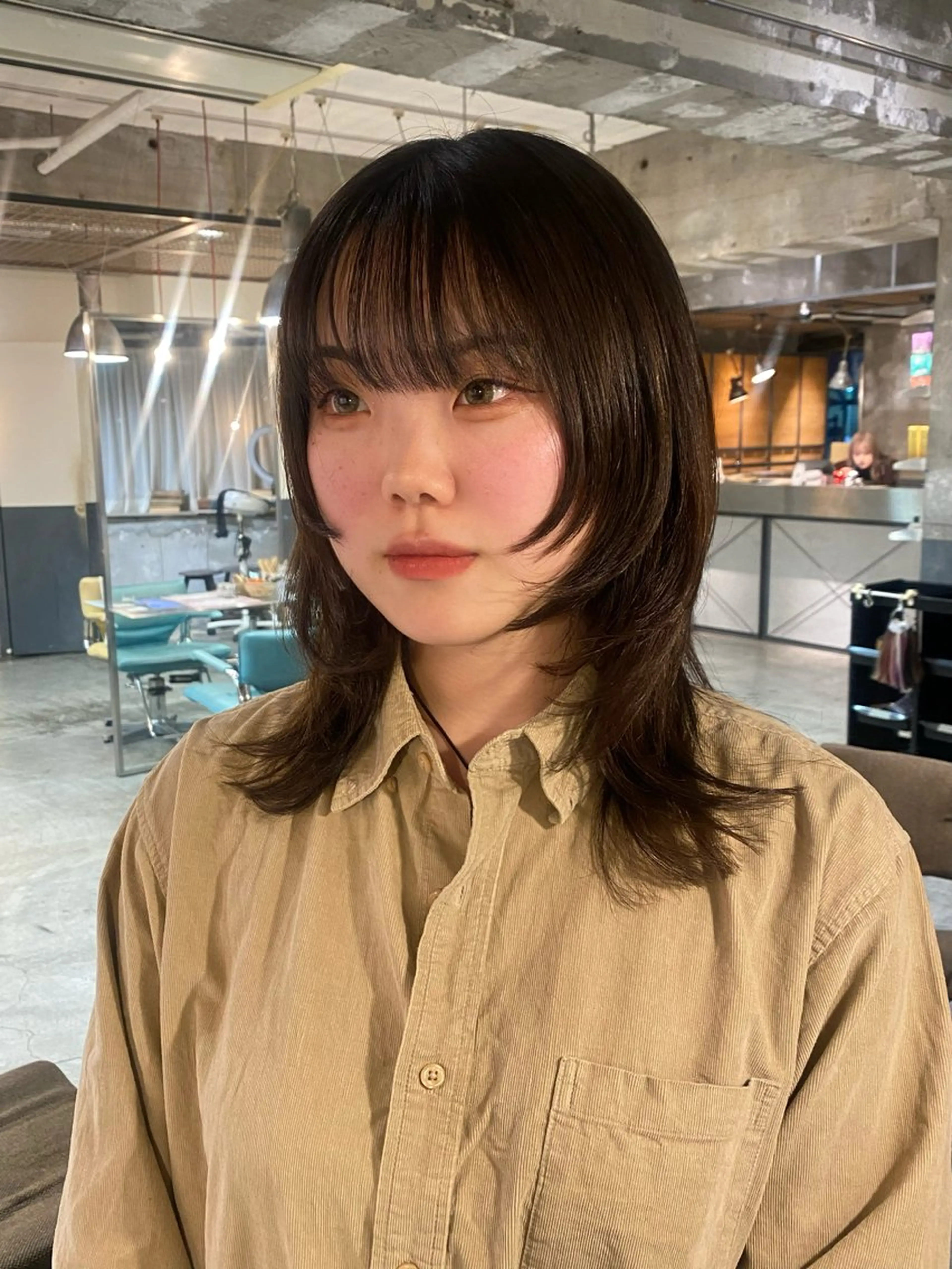 セミロング 顔まわりレイヤー レイヤーカット ウルフカット ウルフレイヤー keen 立川のヘアスタイル