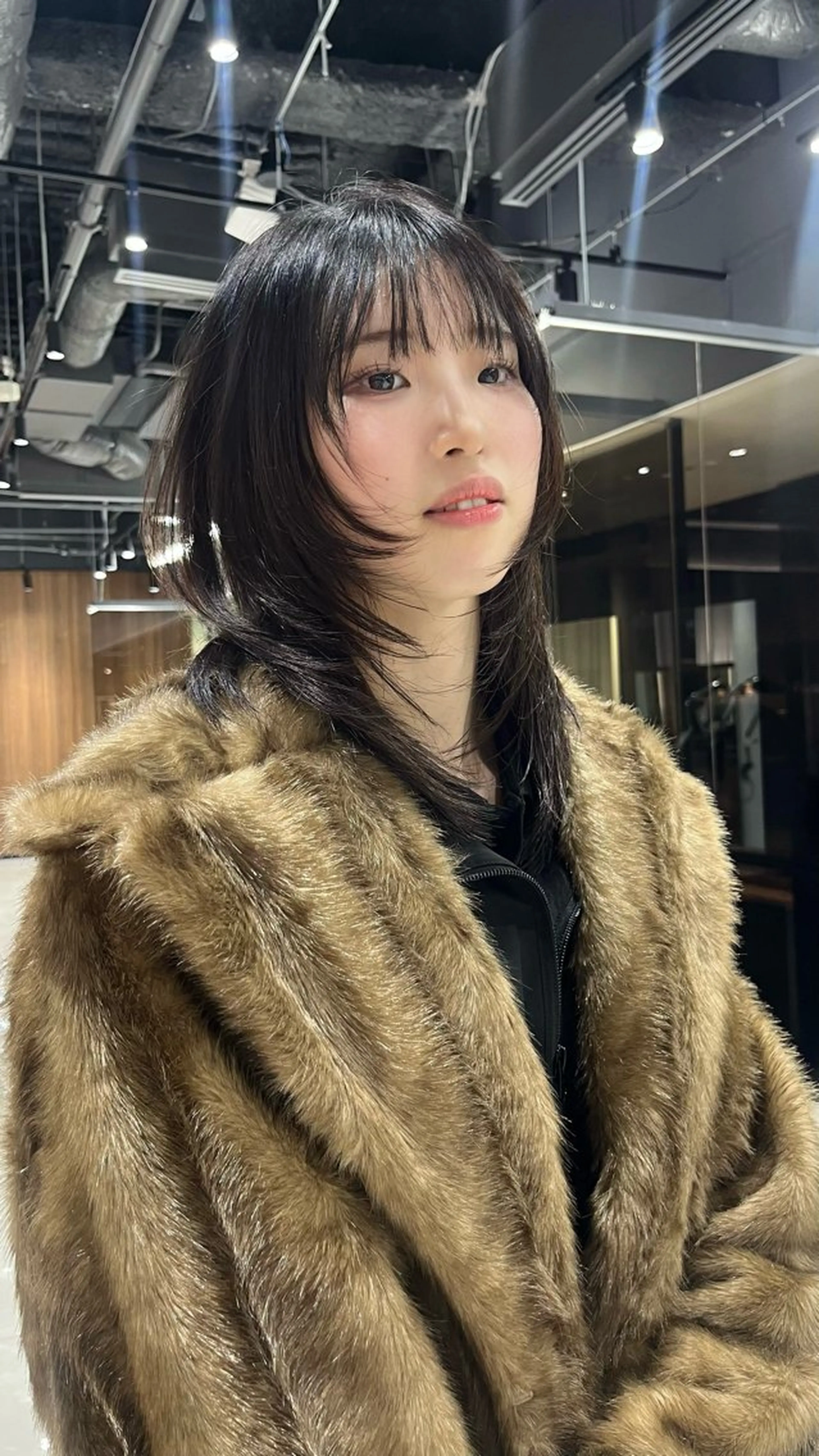 セミロング カット トリートメント 石塚 瑛里菜のヘアスタイル