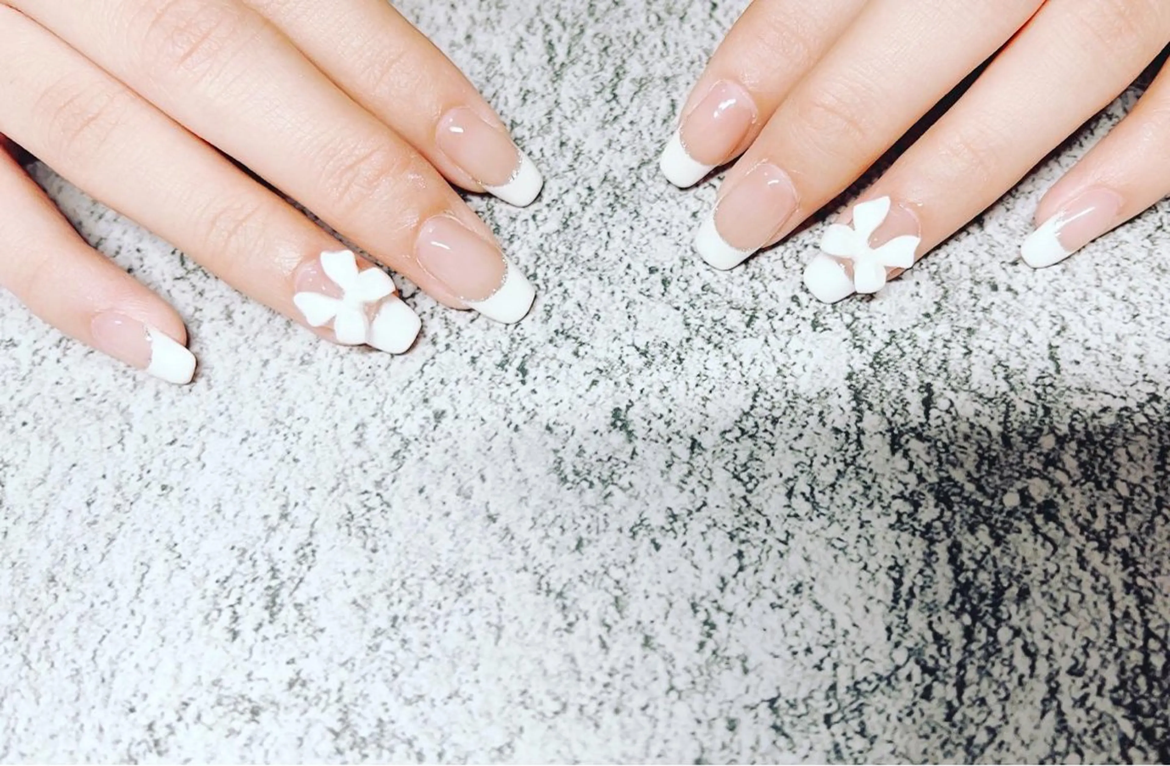 ネイル リボン ハンドネイル SYU NAILのネイルデザイン