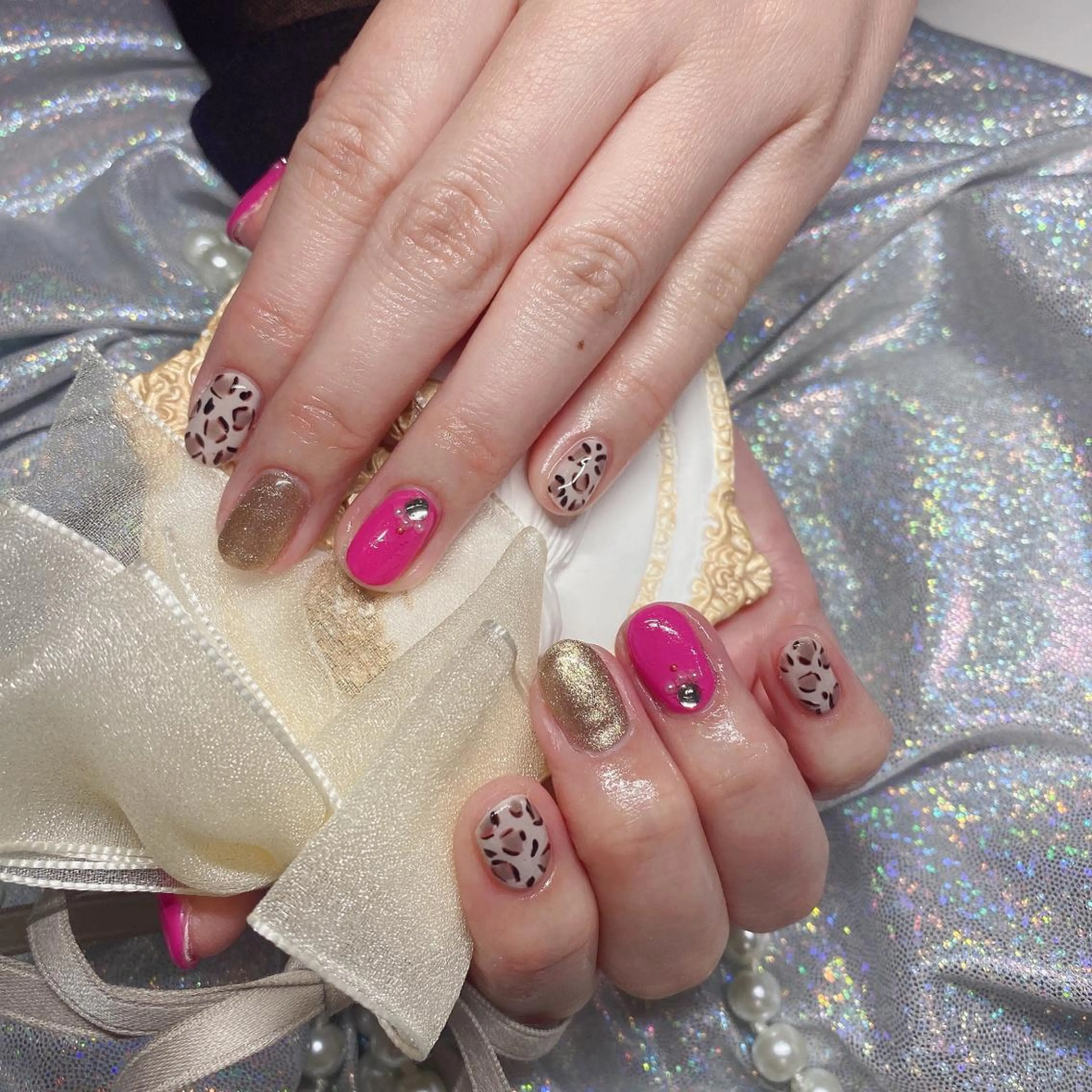 ネイル ハンドネイル VIVIAN リサのネイルデザイン