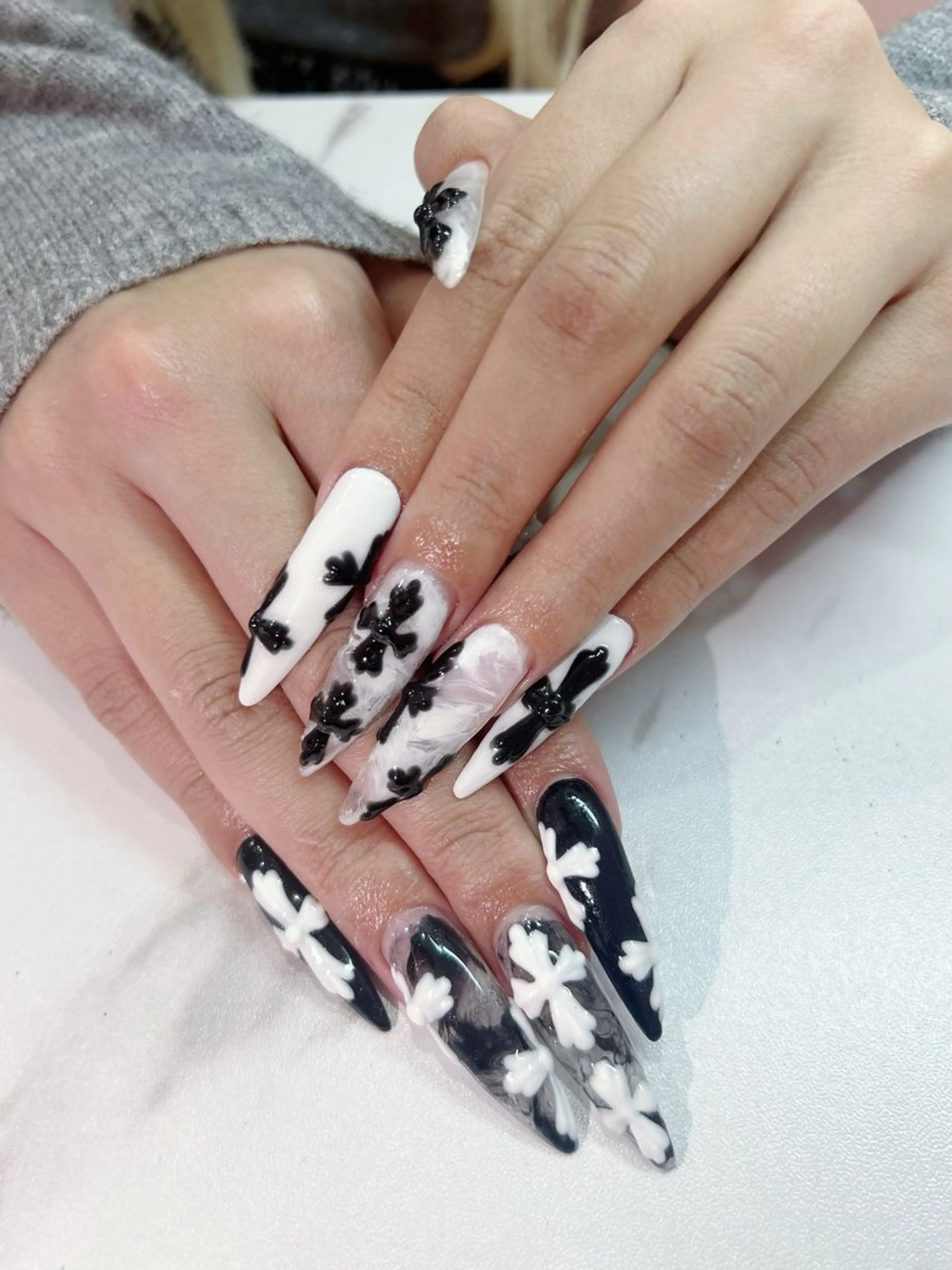 ネイル 韓国ネイル ロングネイル メンズネイル ワンホンネイル ハンドネイル icy,nail ユリアのネイルデザイン