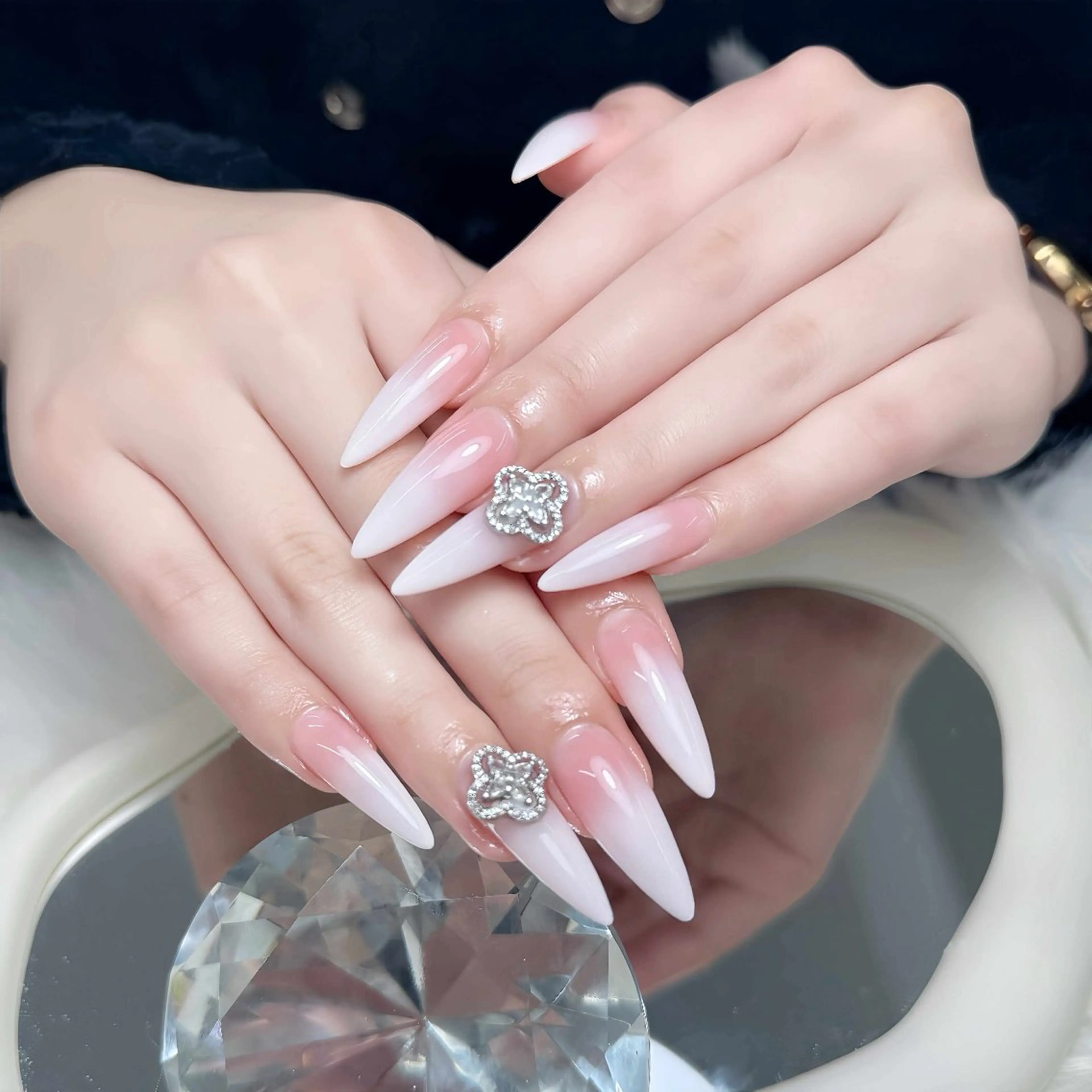 ネイル Nova Nail Salonのネイルデザイン