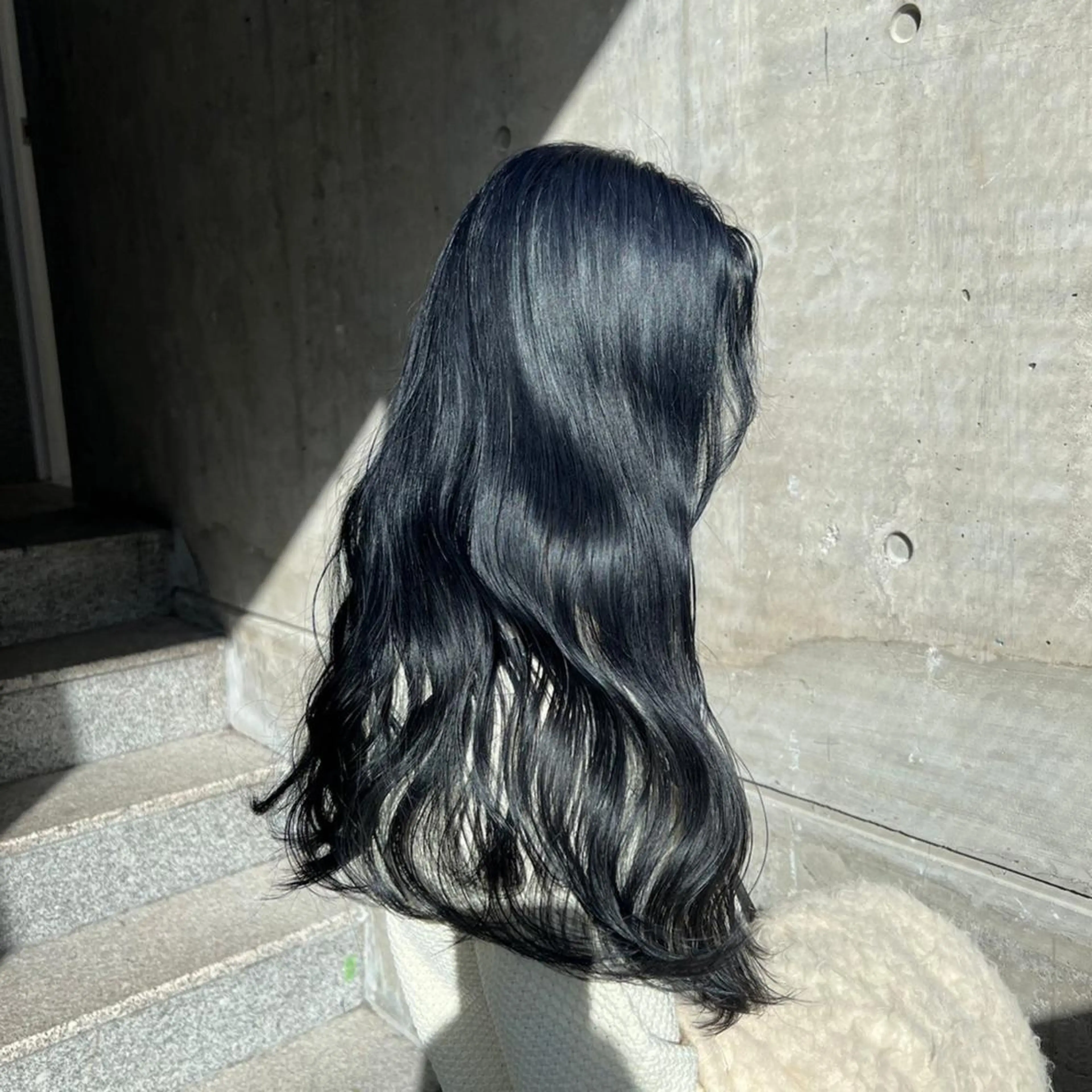 ロング カラー メンズ 艶感ミルクティー🤍 色落ち綺麗🤍ともやのヘアスタイル