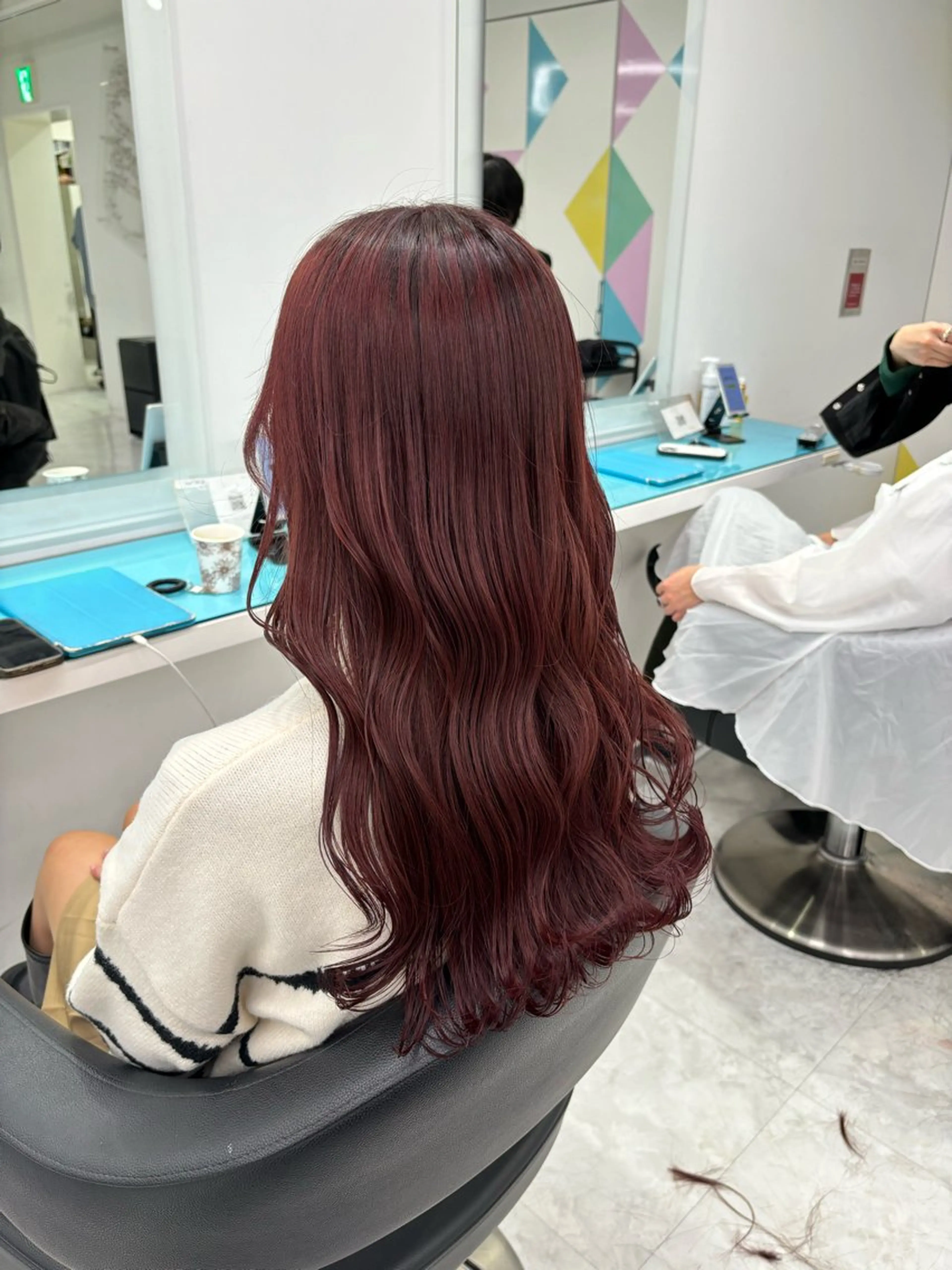 ロング カラー ヘアアレンジ ケアカラー ロング カット ヘアカラー トリートメント 🩶学生指名No.1 レッド・ボルドー🩶のヘアスタイル