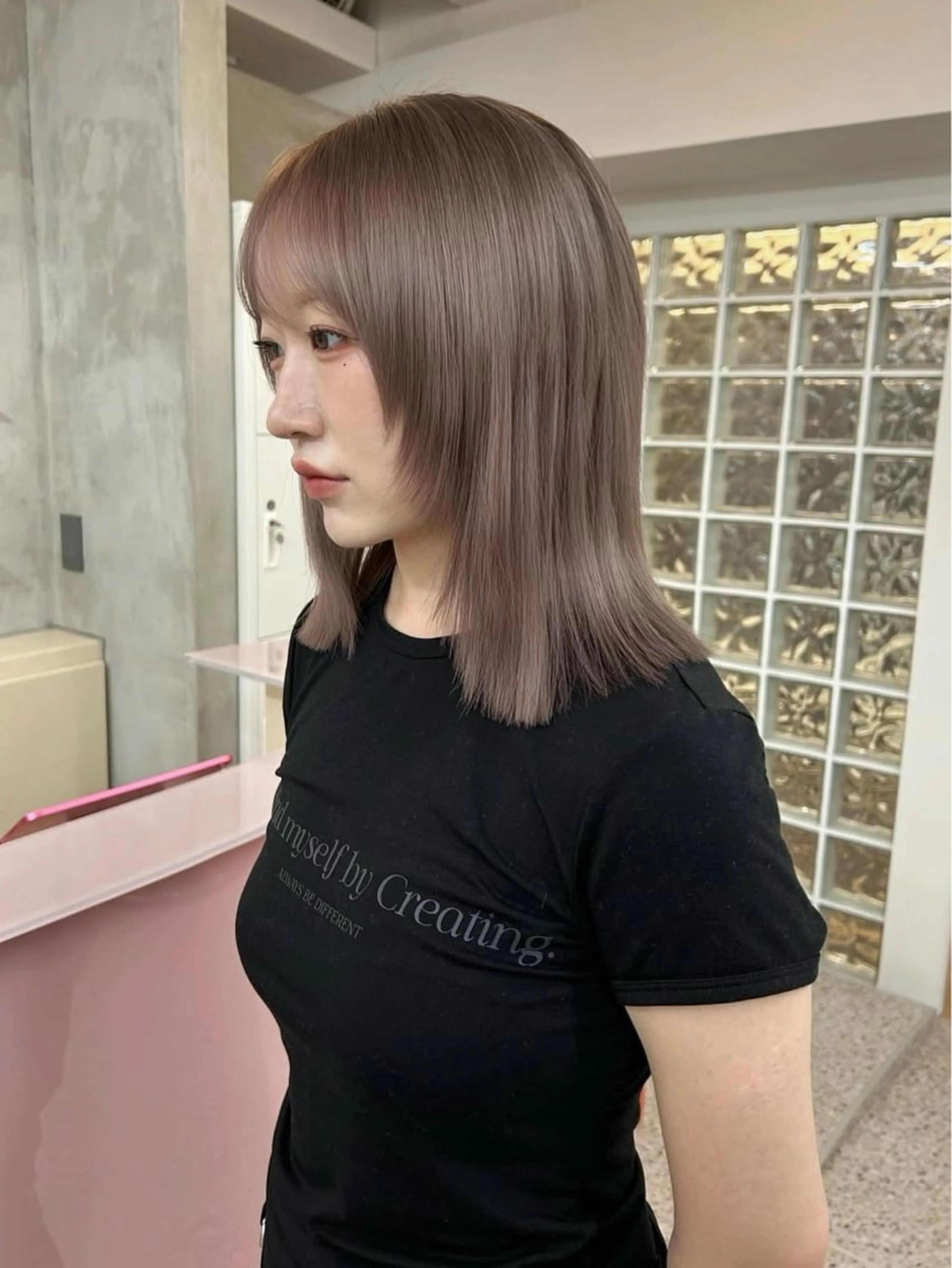 ミディアム 梅田/ハイトーン /yuriのヘアスタイル