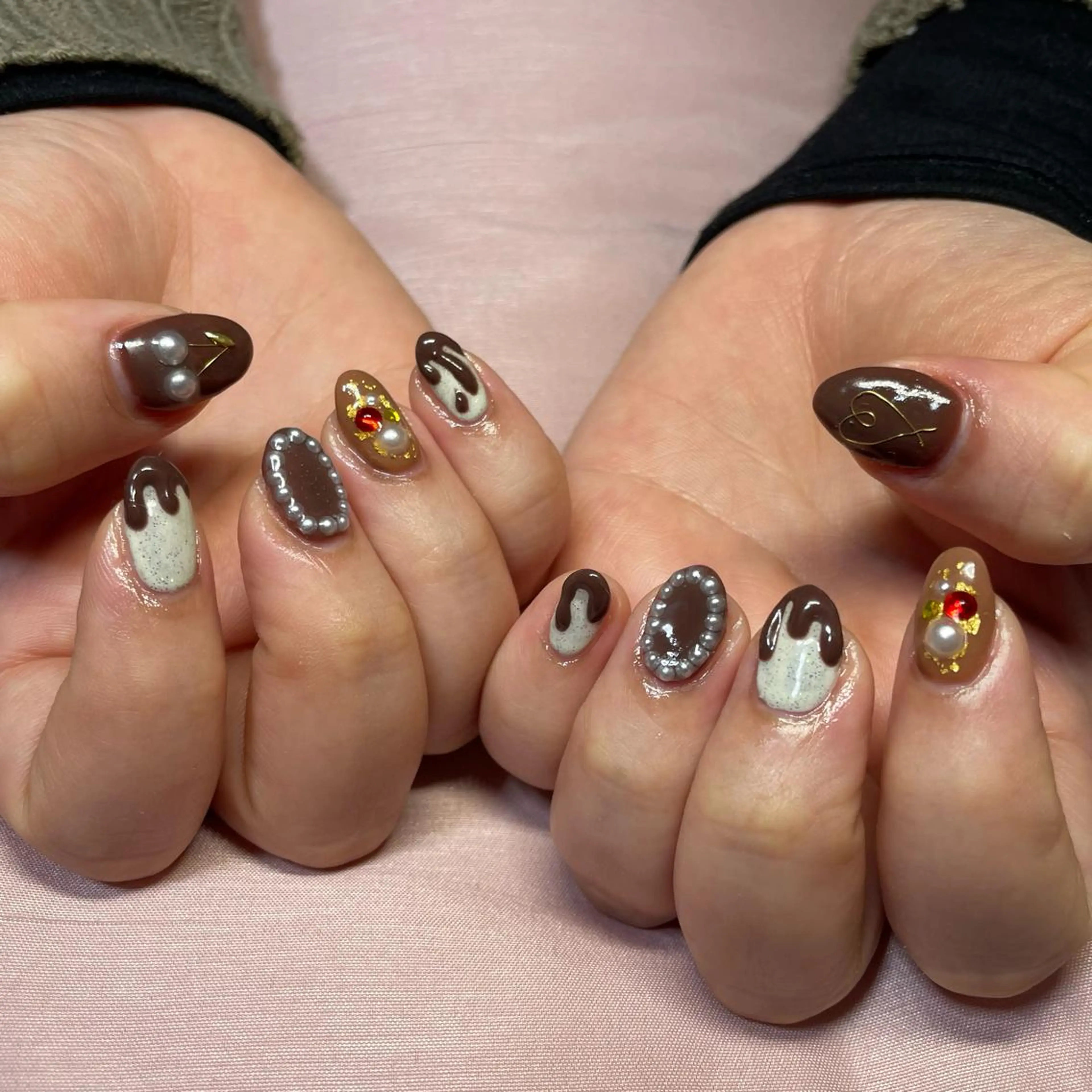 ネイル ハンドネイル フットネイル nailsalon momoのネイルデザイン