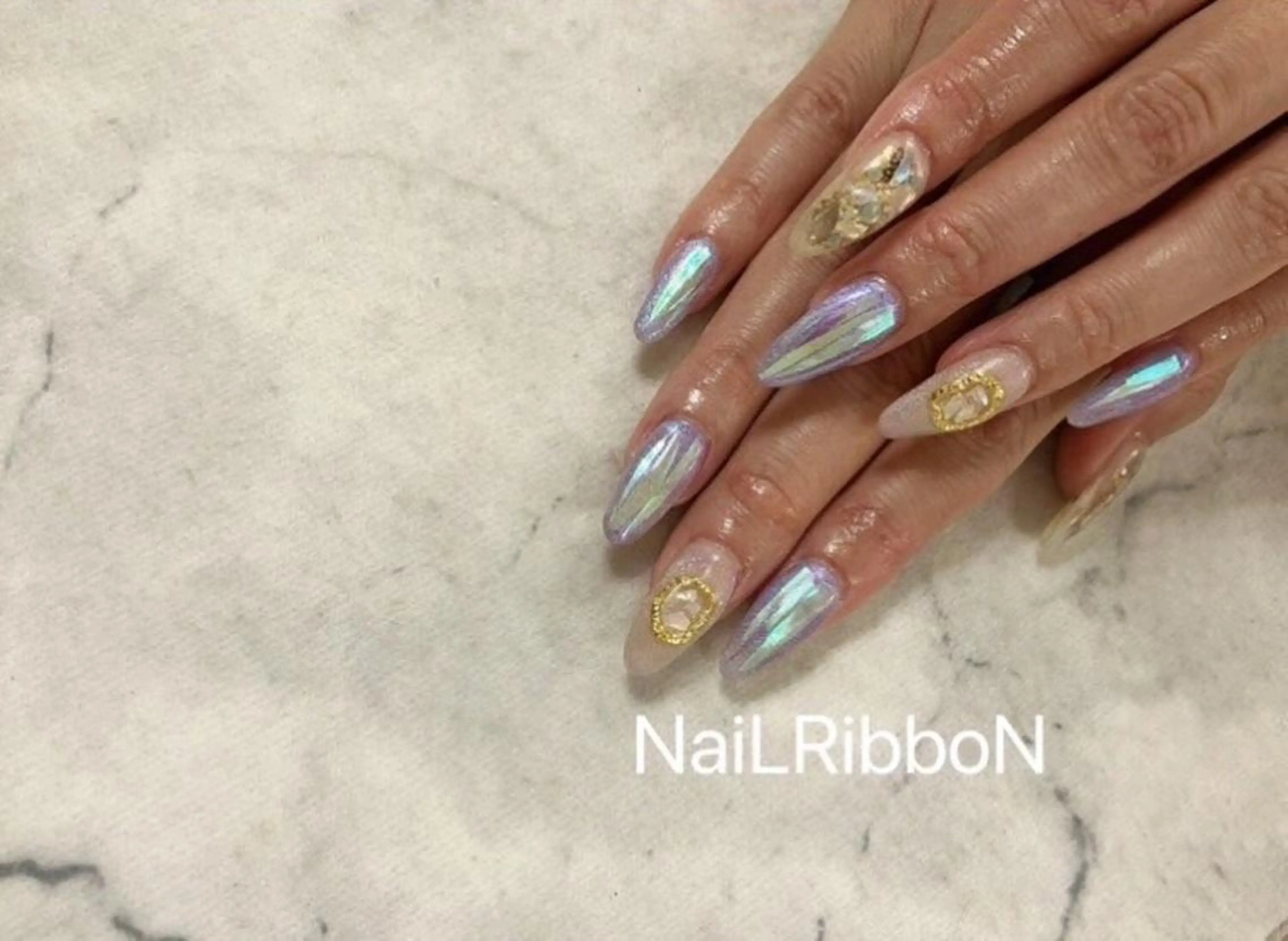 ネイル SWAMP nails所属・🎀ネイルサロン RIRI🎀のネイルデザイン