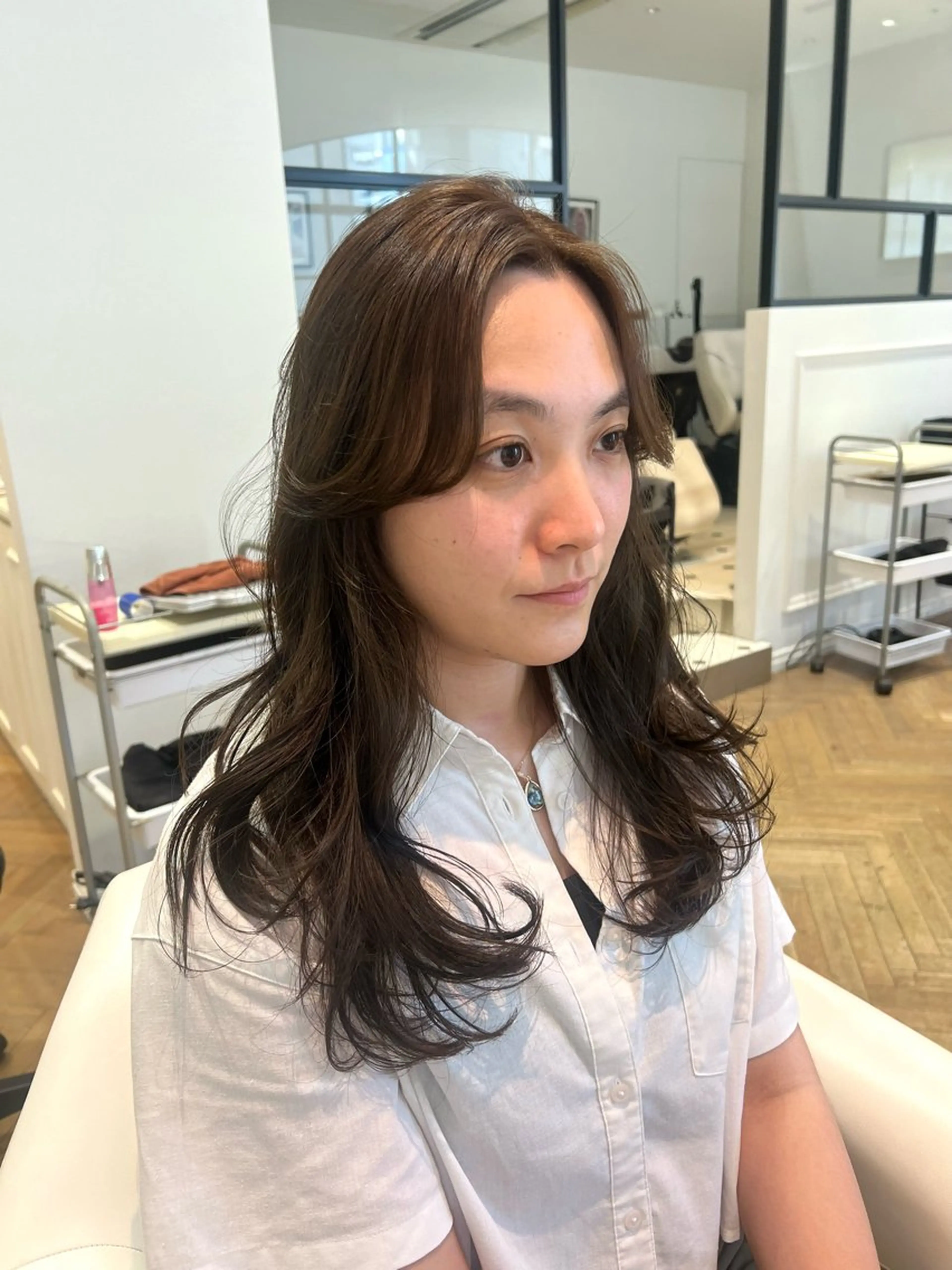 ロング カラー ベージュカラー オリーブベージュ レイヤーカット カット ヘアカラー トリートメント 似合わせ/レイヤー 💟SAEのヘアスタイル