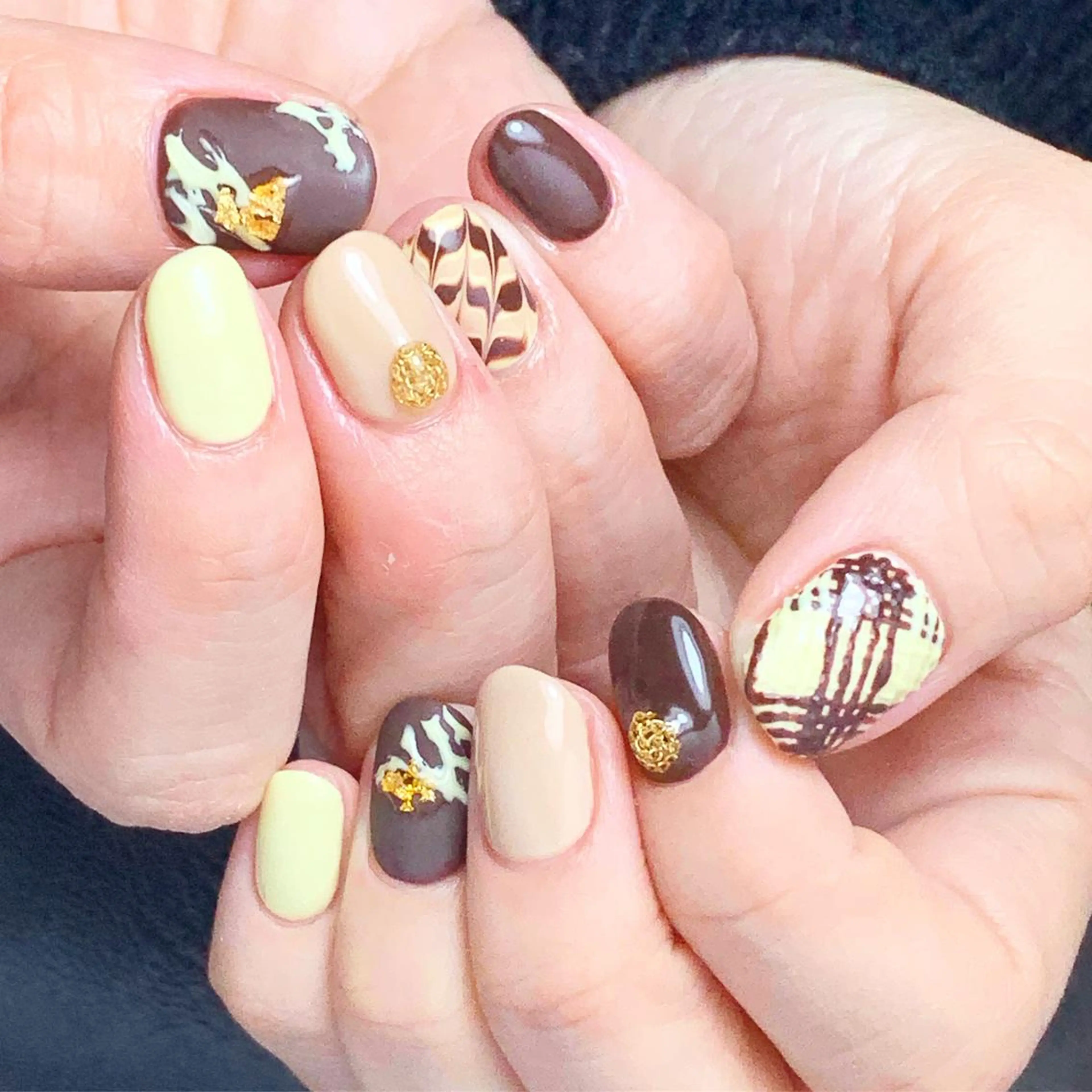 ネイル alma nailsのネイルデザイン