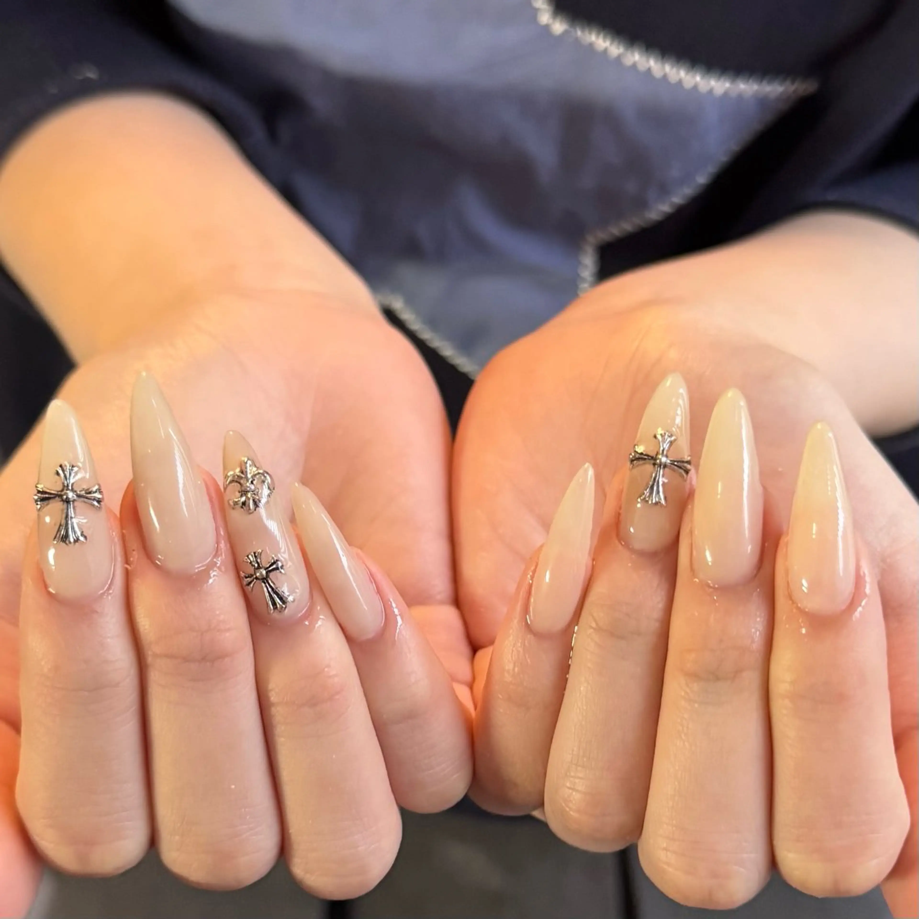 ロング 小川 柚香のネイルデザイン