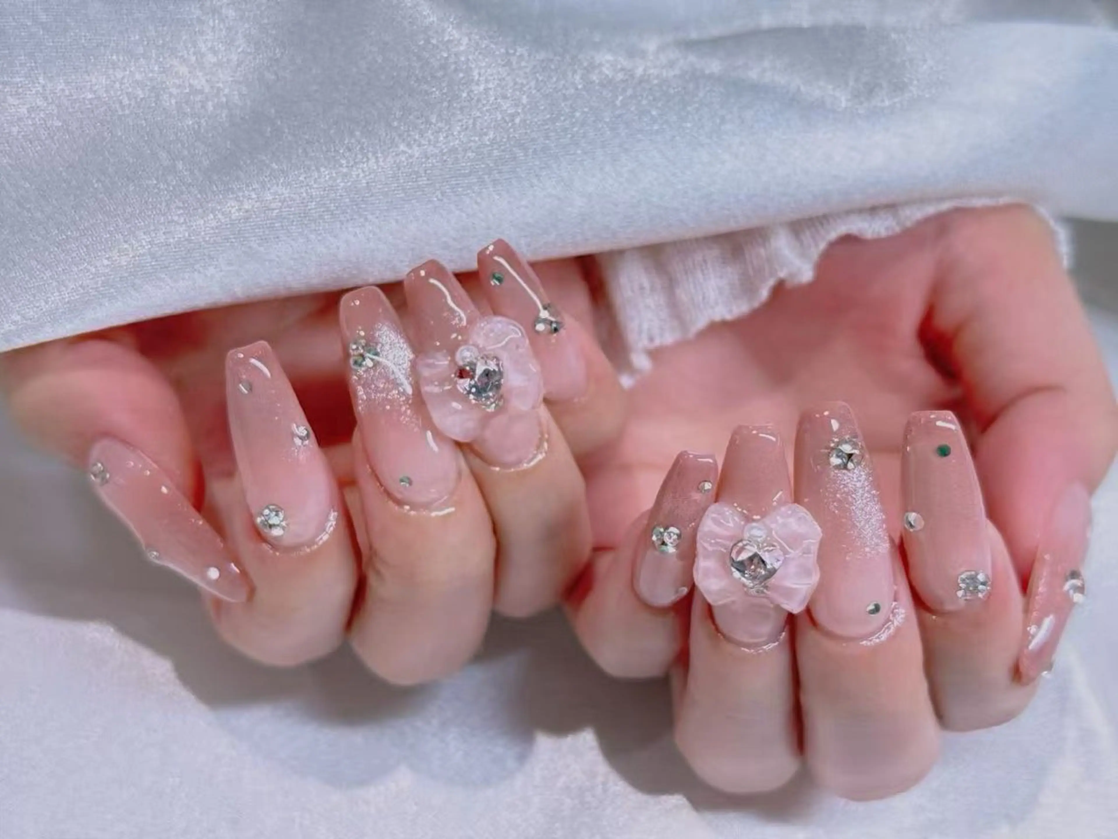 ネイル M2ネイルサロン【長さ出し&フィルイン導入店】所属・長さ出し専門店 RIRIのネイルデザイン