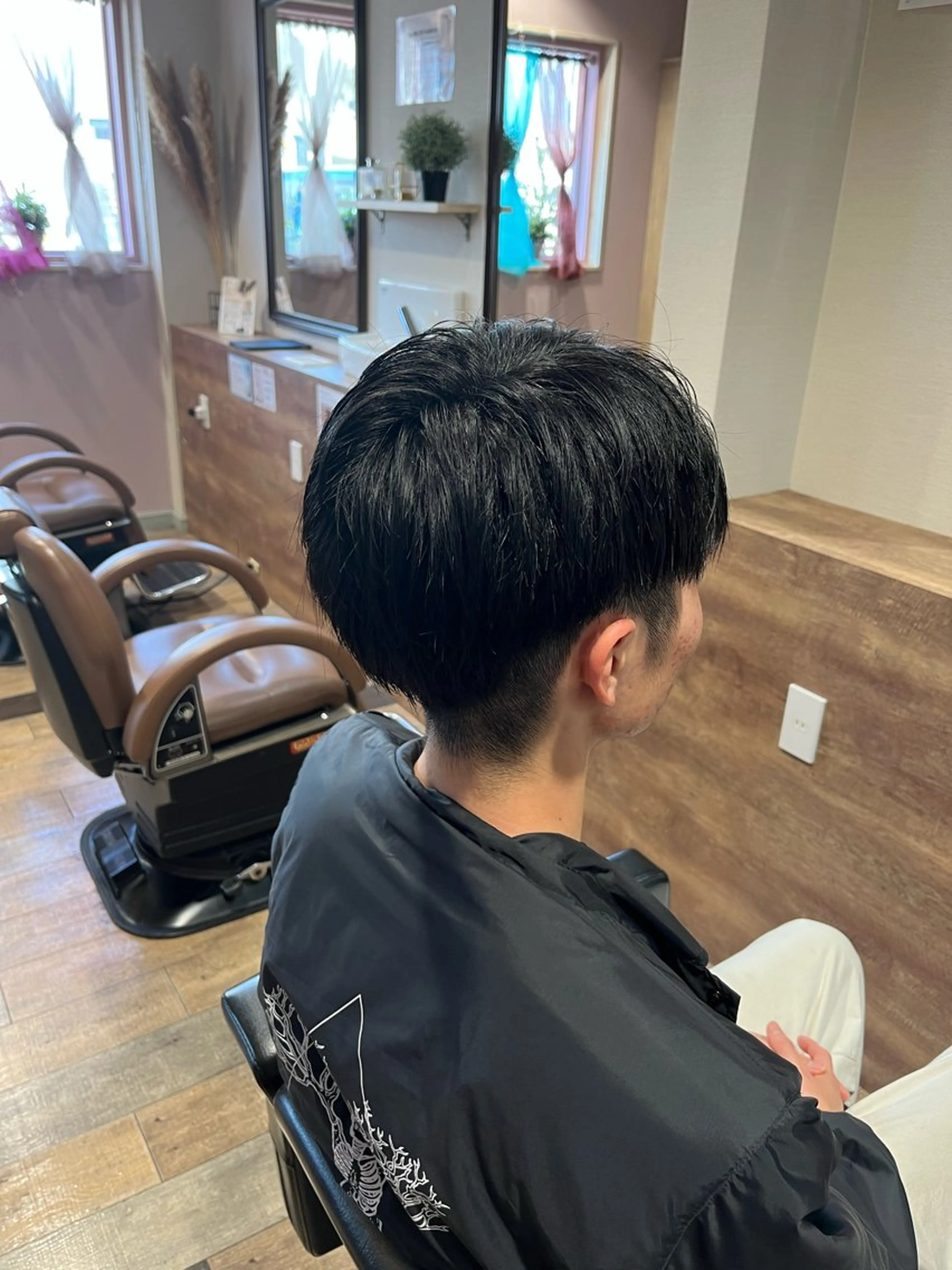 ショート メンズ ツーブロック カット 顔まわり/オフィス カラー/青栁優🔆のヘアスタイル