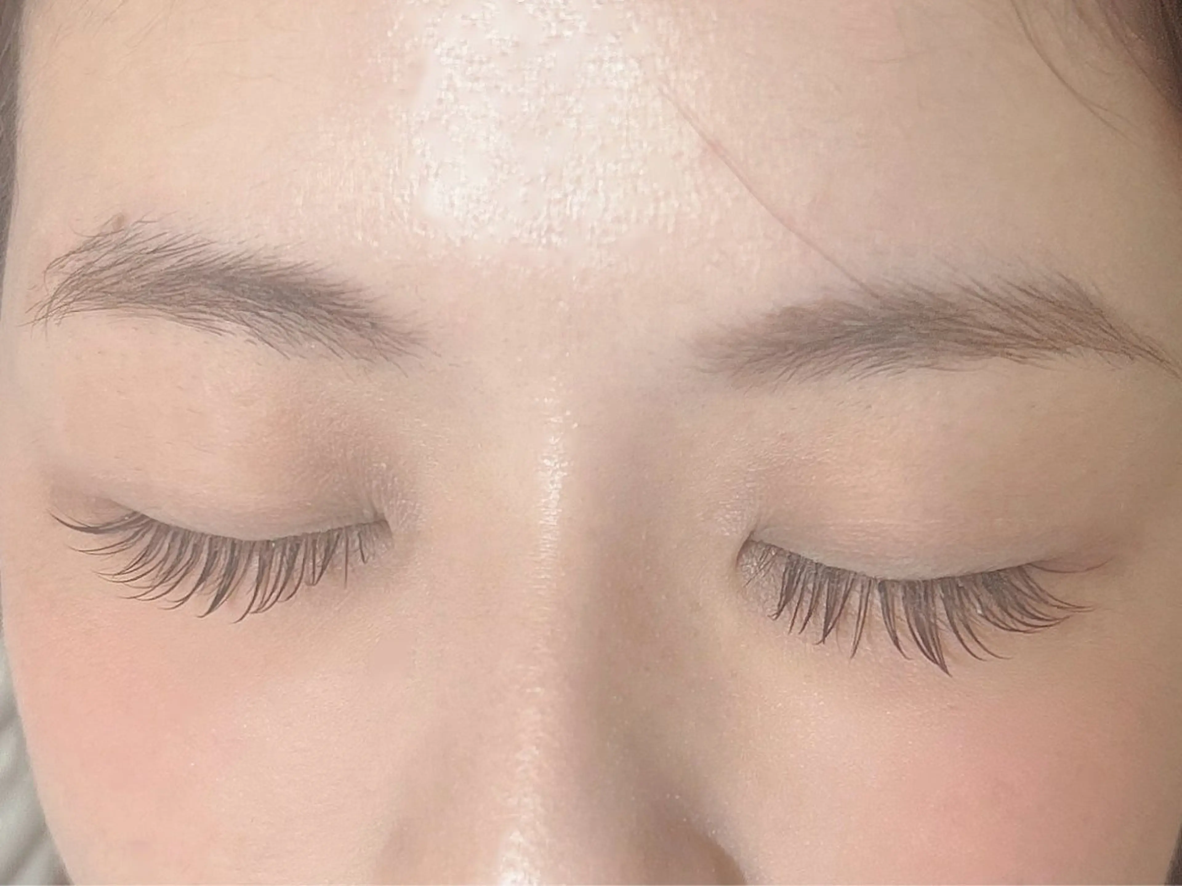 まつ毛エクステ（フラットラッシュ）80本の写真