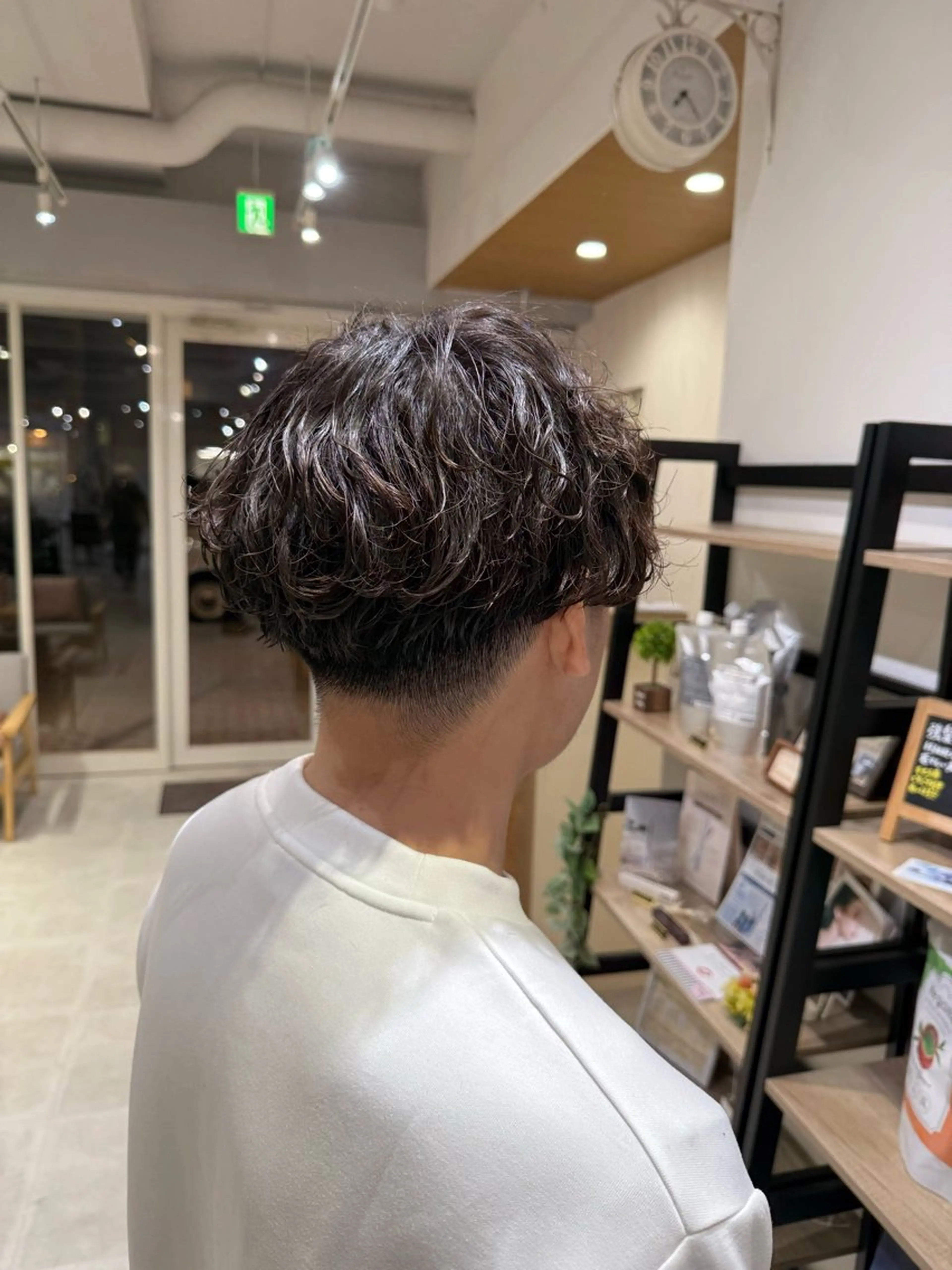パーマ メンズ 島 歩那のヘアスタイル